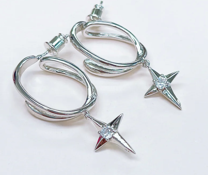 PREORDER Shooting Stars Diamond Star Earrings (Silver) - NanaMacs