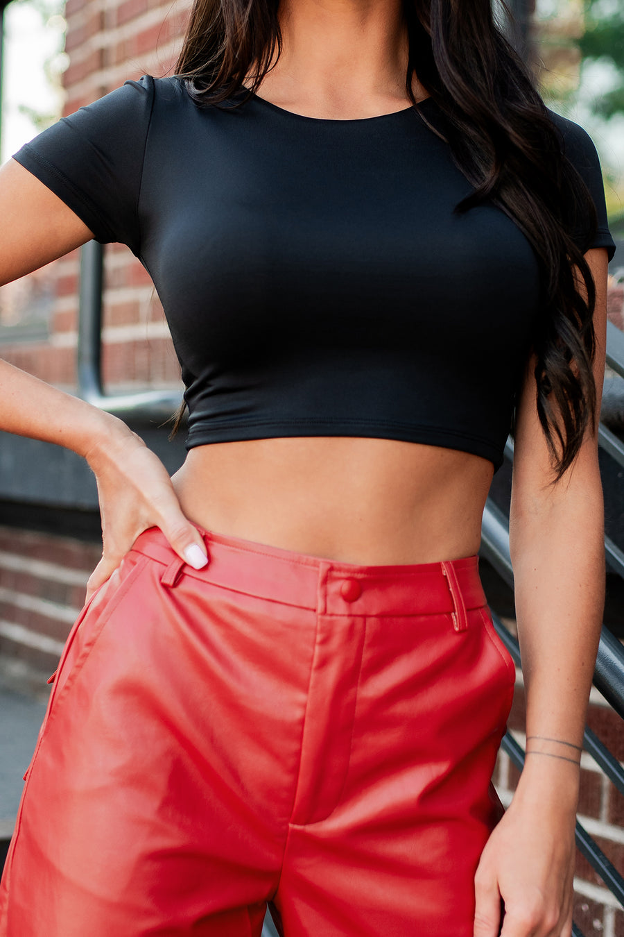 Paige Double-Lined Short Sleeve Crop Top (Black) - NanaMacs