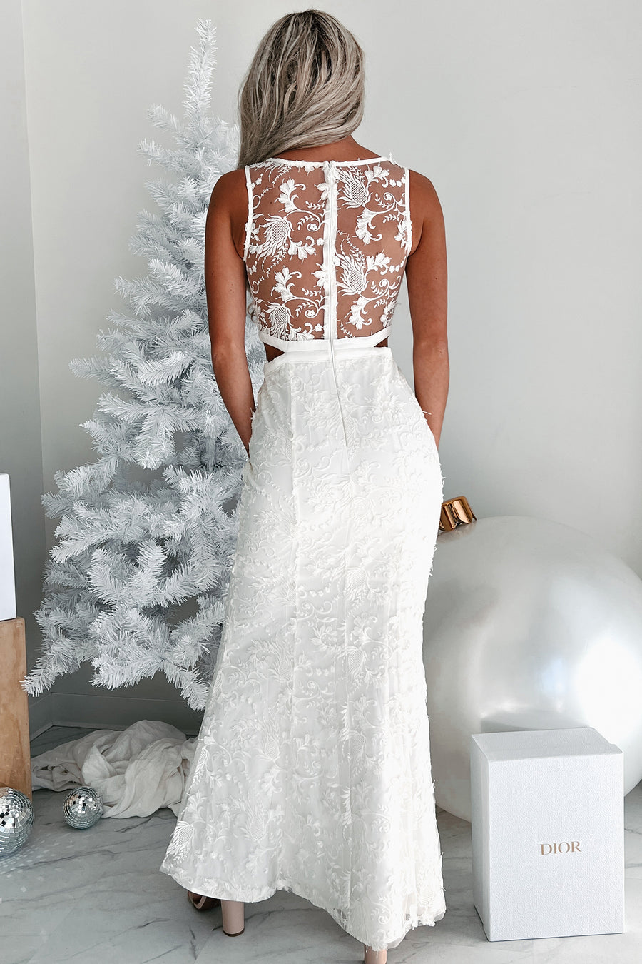 Looking Spectacular Lace Maxi Dress (White) - NanaMacs