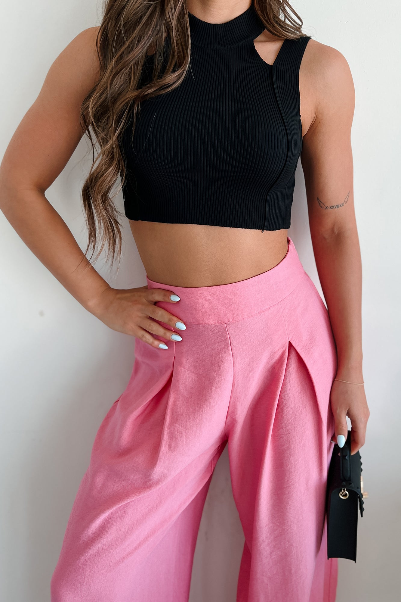 Forming Connections Ribbed Cut-Out Crop Top (Black) - NanaMacs