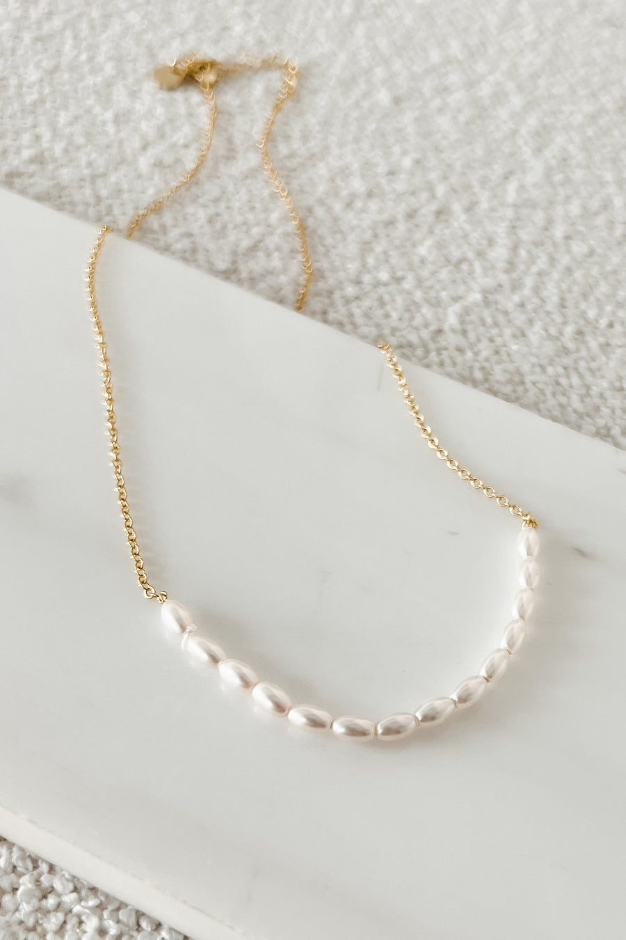 Chic Like Carrie Pearl Necklace (Gold)