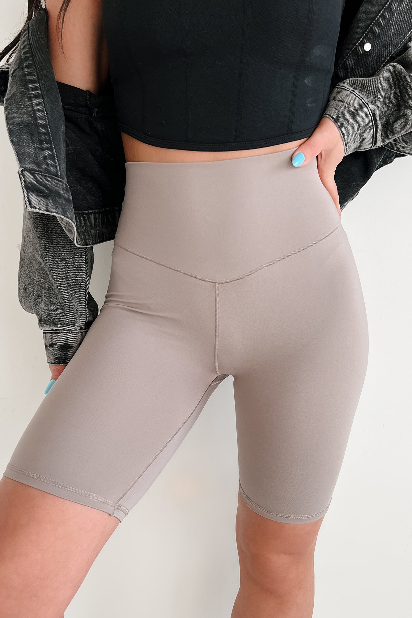 パンツ LITMUS seasonal classic biker shorts Be In Your Element High Rise Biker Shorts (Ash) · NanaMacs
