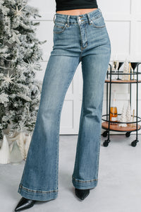 Jensen High Rise Flare Judy Blue Jeans (Medium) - NanaMacs