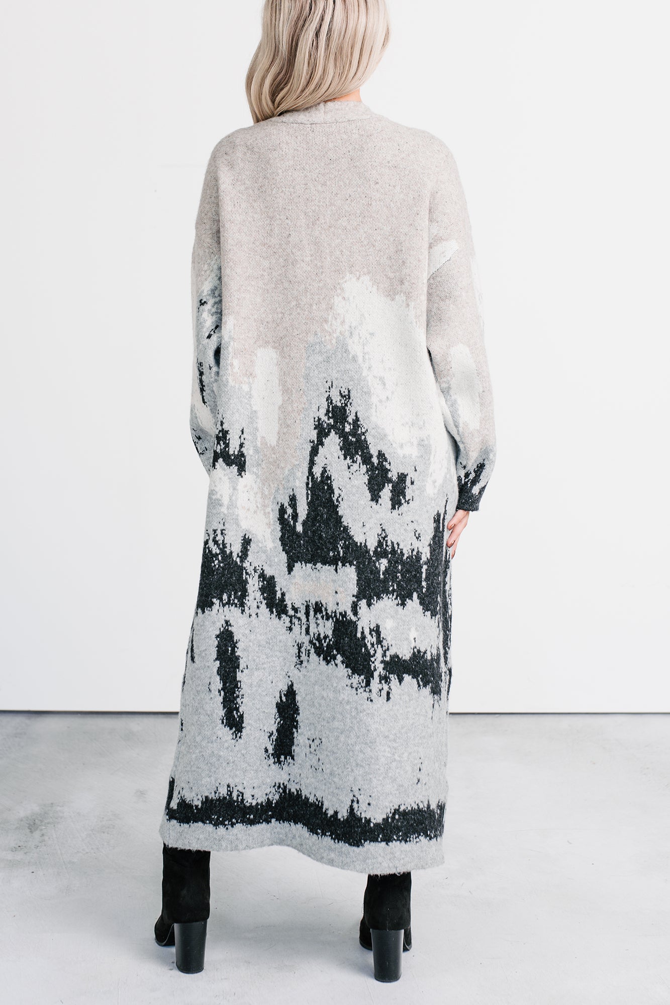 Alpine Trail Abstract Mountain Duster Cardigan (Oatmeal) - NanaMacs