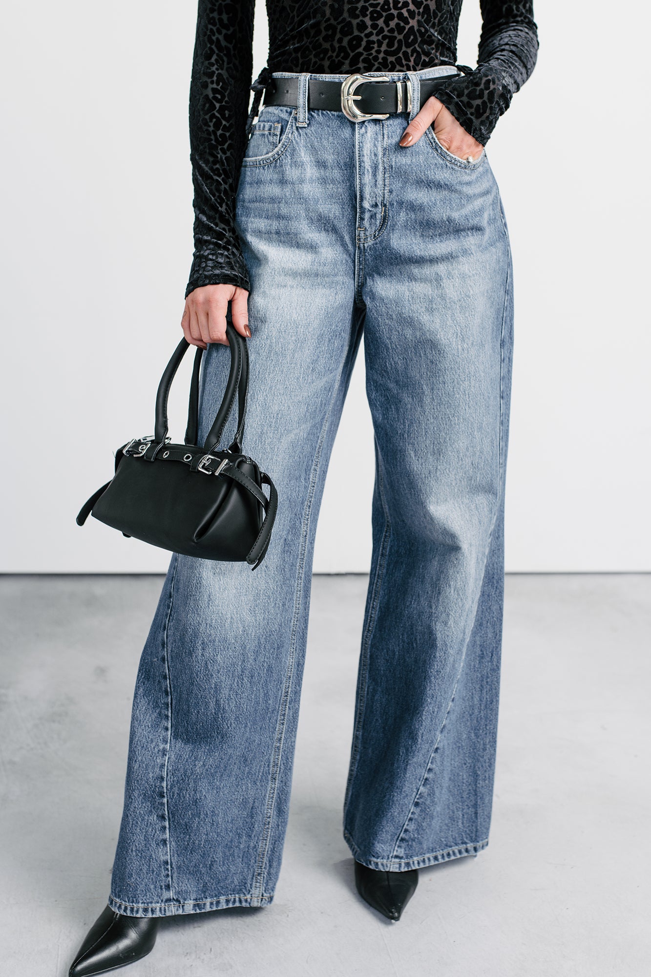 Jianna High Rise Wide Leg Cello Jeans (Medium) - NanaMacs