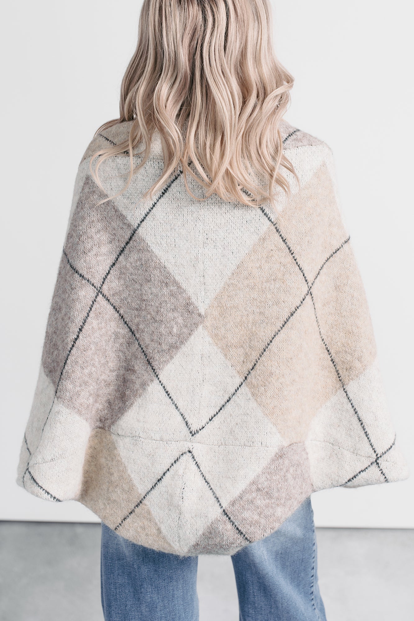 Quiet Day In Argyle Knit Shrug Cardigan (Oatmeal) - NanaMacs
