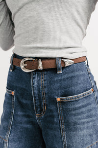 Rocco Oval Buckle Faux Leather Belt (Silver/Dark Brown) - NanaMacs