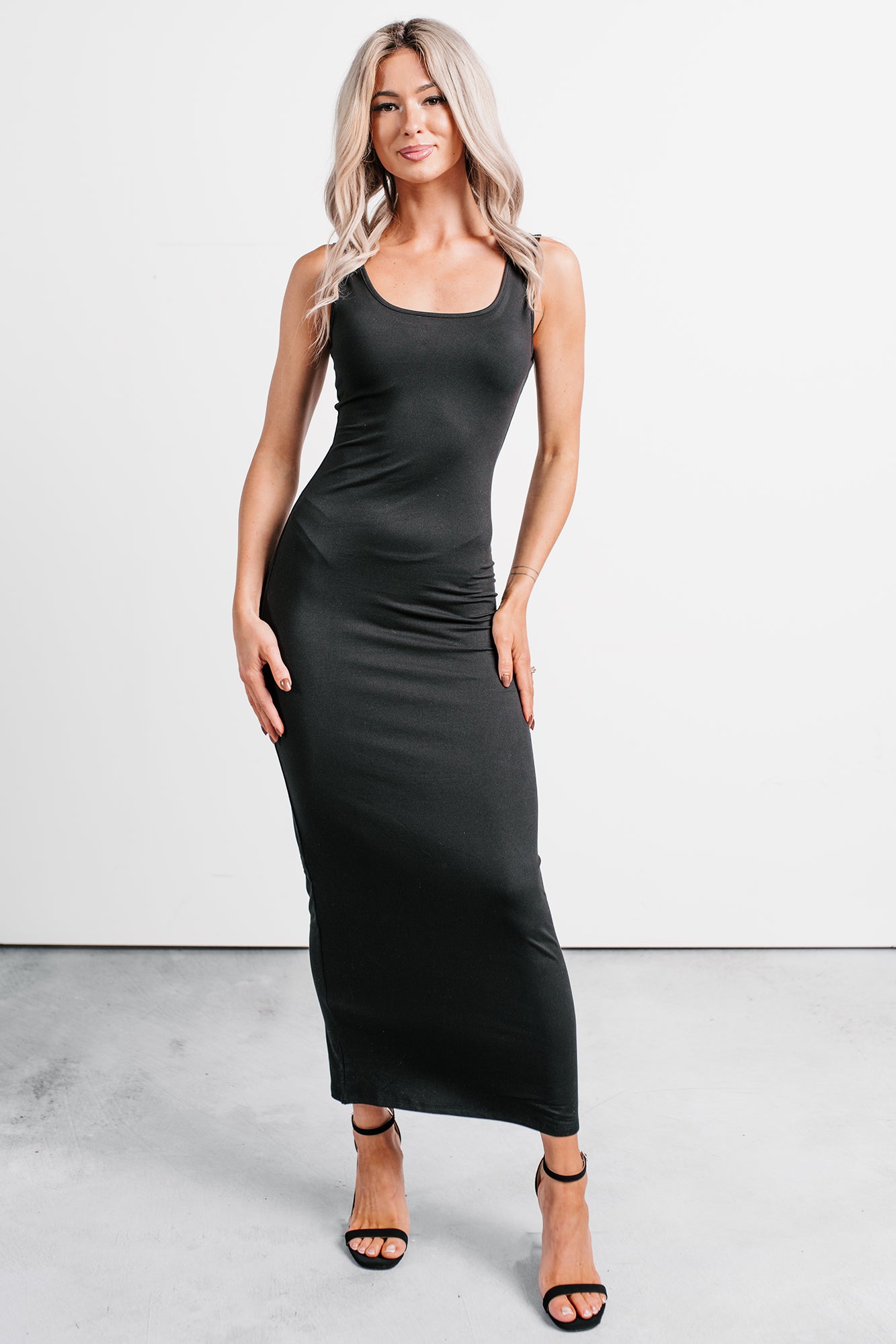 Fine & Mine Sleeveless Bodycon Maxi Dress (Black) - SMALL Fine & Mine Sleeveless Bodycon Maxi Dress (Black) - SMALL