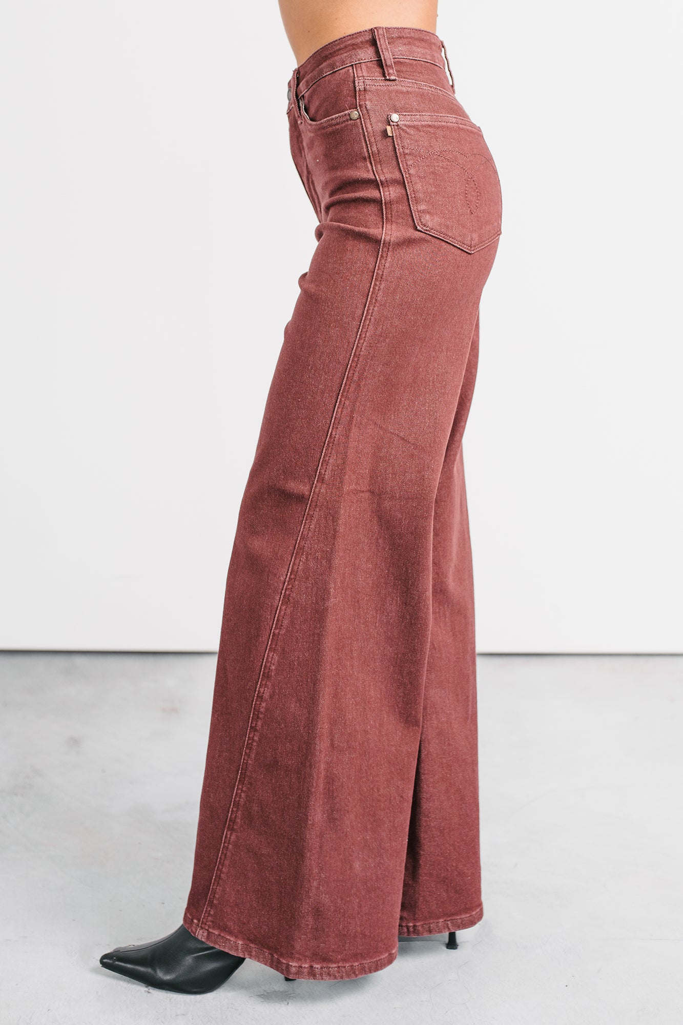 Delgado Wide Leg Judy Blue Jeans (Burgundy) - NanaMacs