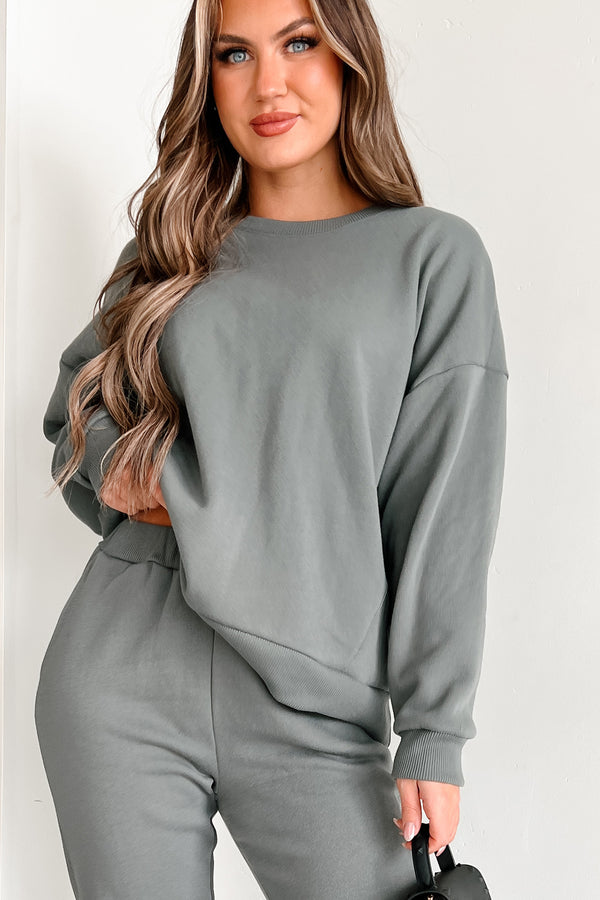 Lazy Weekend Oversized Fleece Sweatshirt (Olive) - NanaMacs