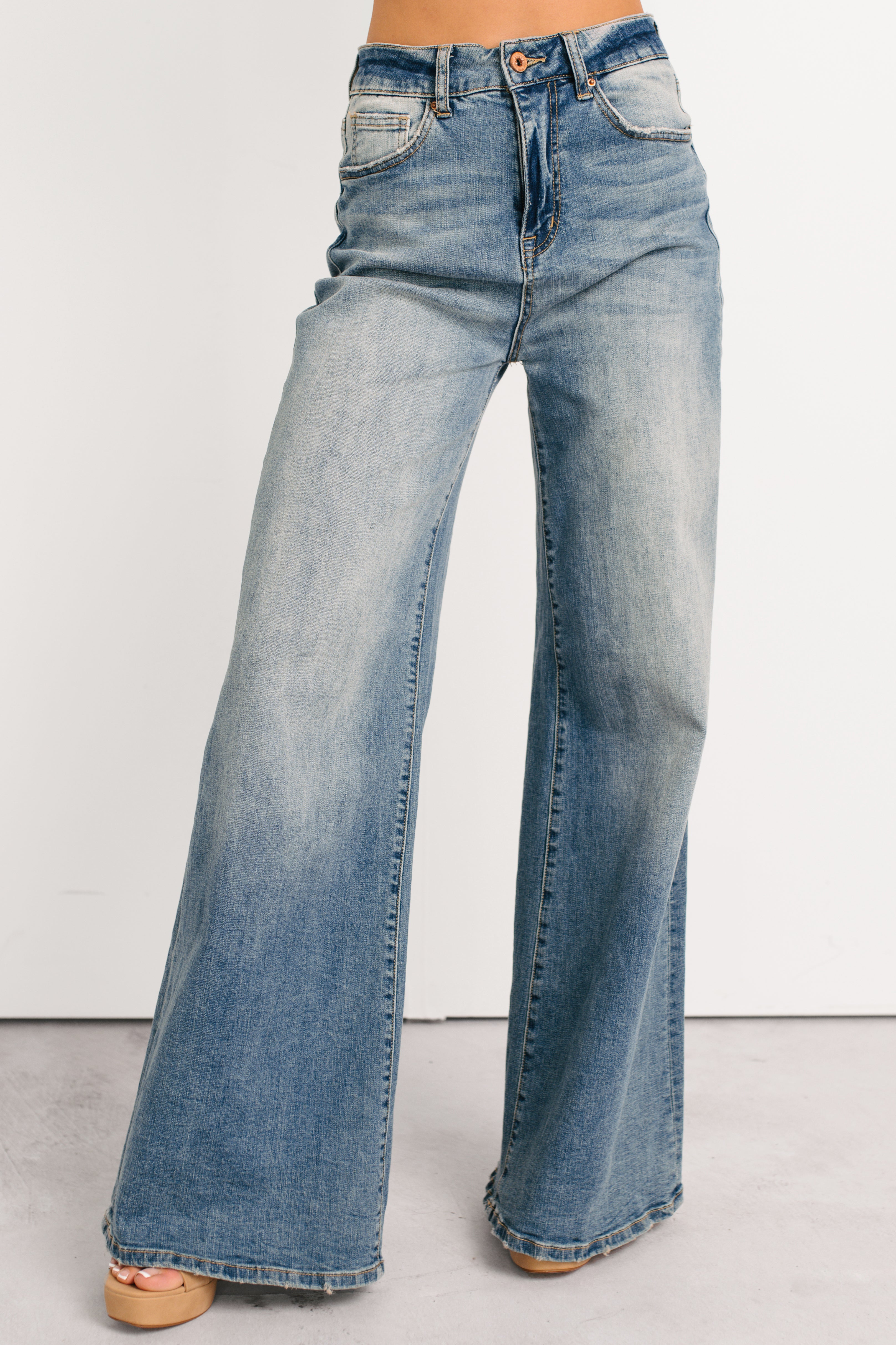 Mickie Special A High Rise Wide Leg Jeans (Medium) - NanaMacs