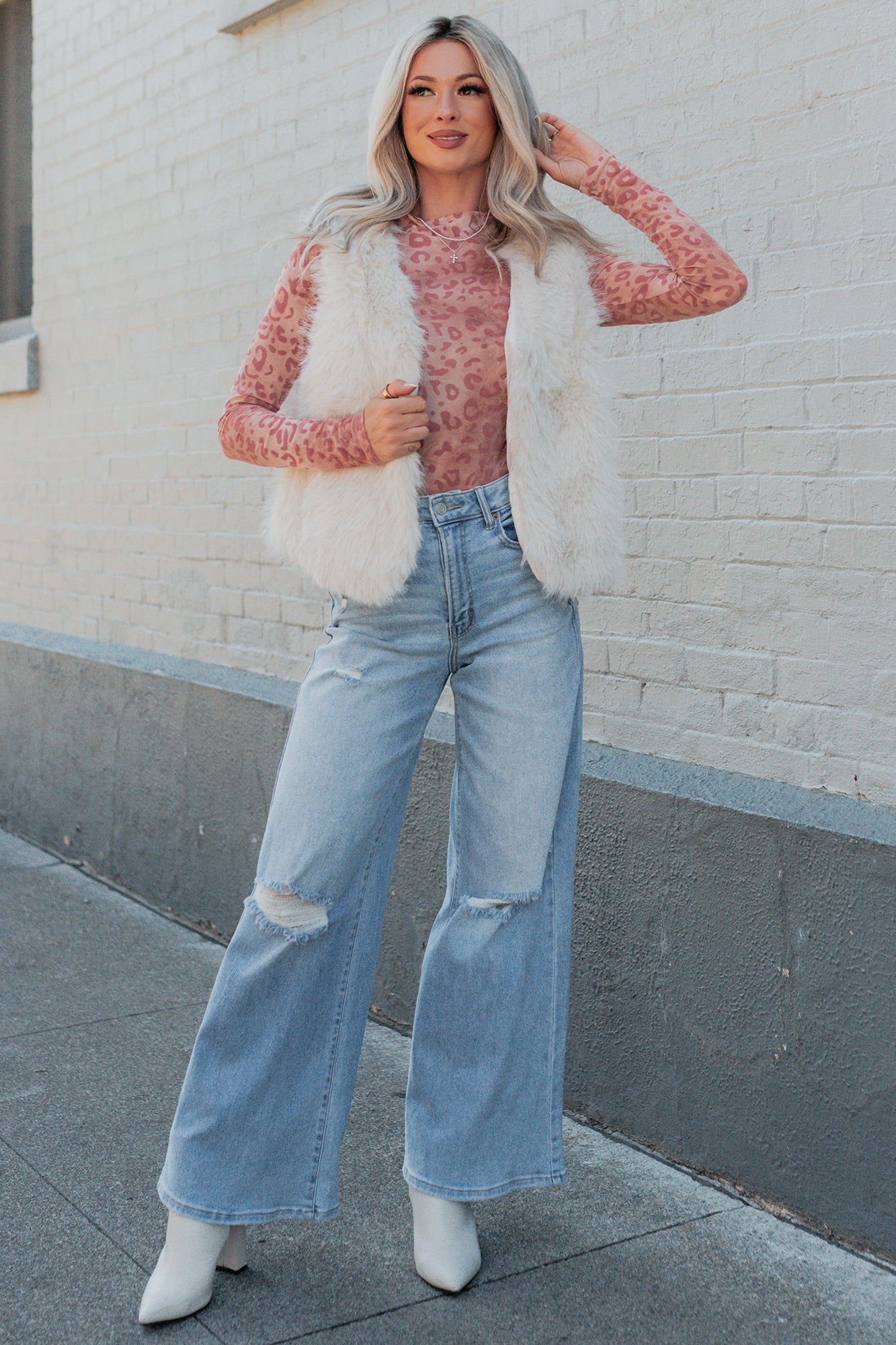 Passion & Desire Faux Fur Vest (Ecru) - NanaMacs