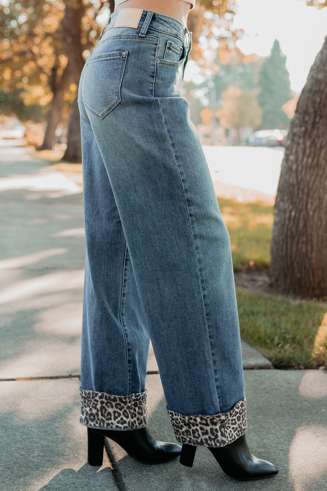 Macy Wide Leg Leopard Cuff Cello Jeans (Medium Tint) - NanaMacs