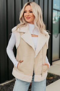 Cabin State Faux Leather Fur Lined Vest (Cream/Taupe) - NanaMacs