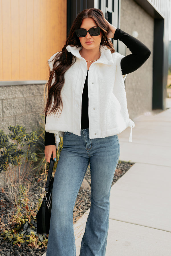 Frosted Glow High Neck Button Up Sherpa Vest (White) - NanaMacs