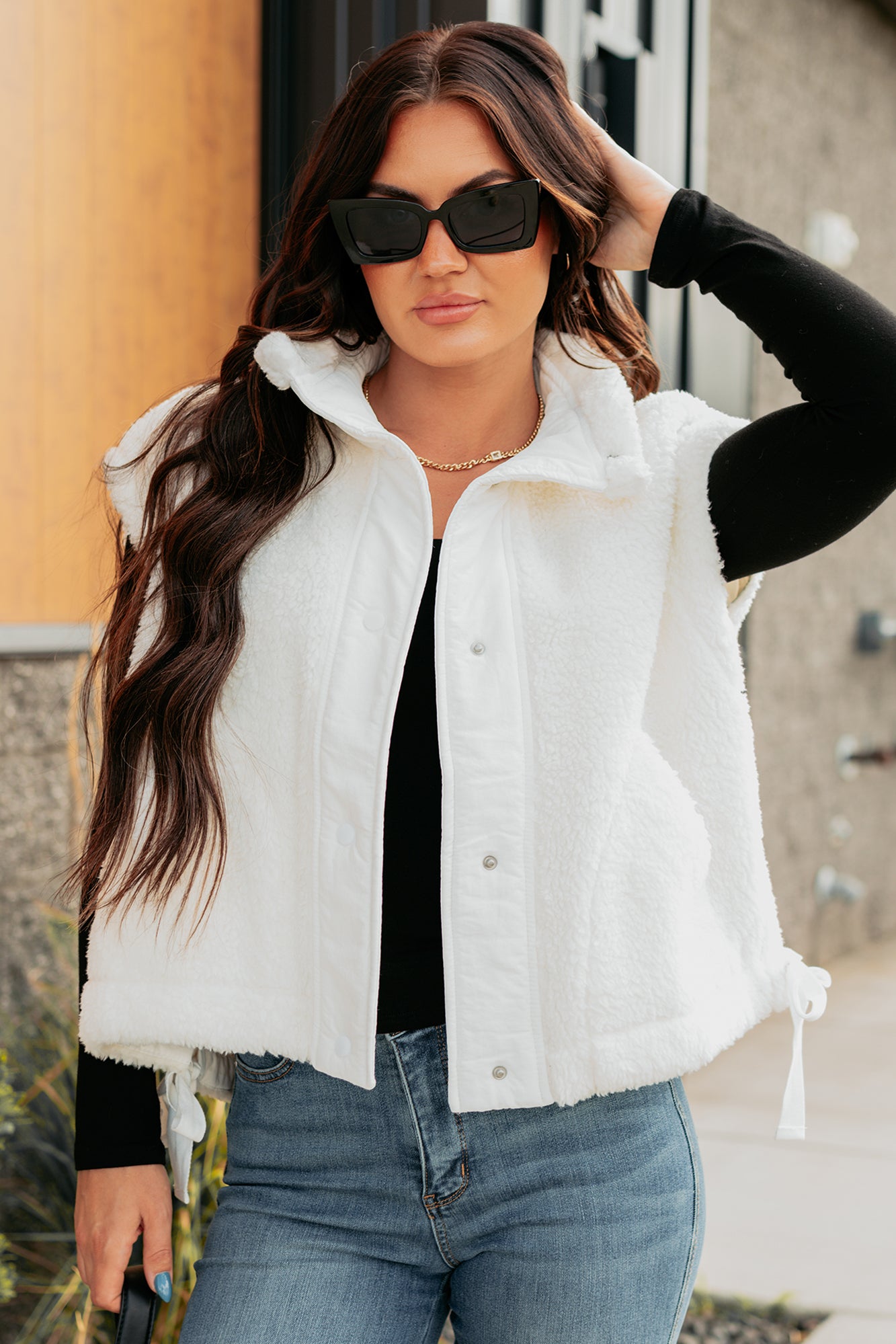 Frosted Glow High Neck Button Up Sherpa Vest (White) - NanaMacs
