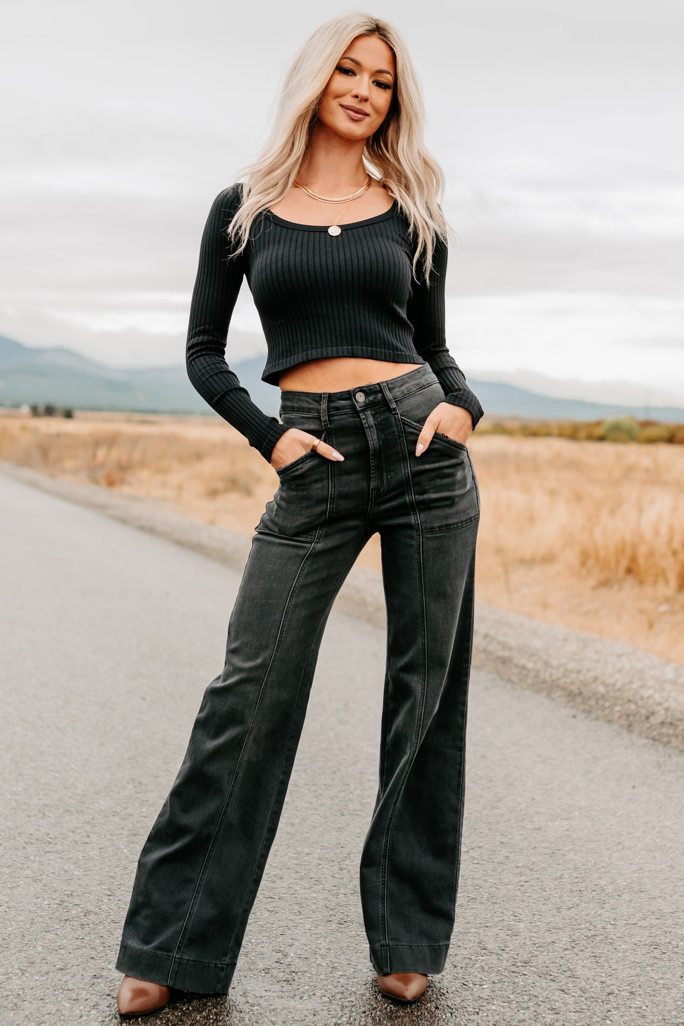 Evening Ease Scoop Neck Ribbed Crop Top (Black) - NanaMacs