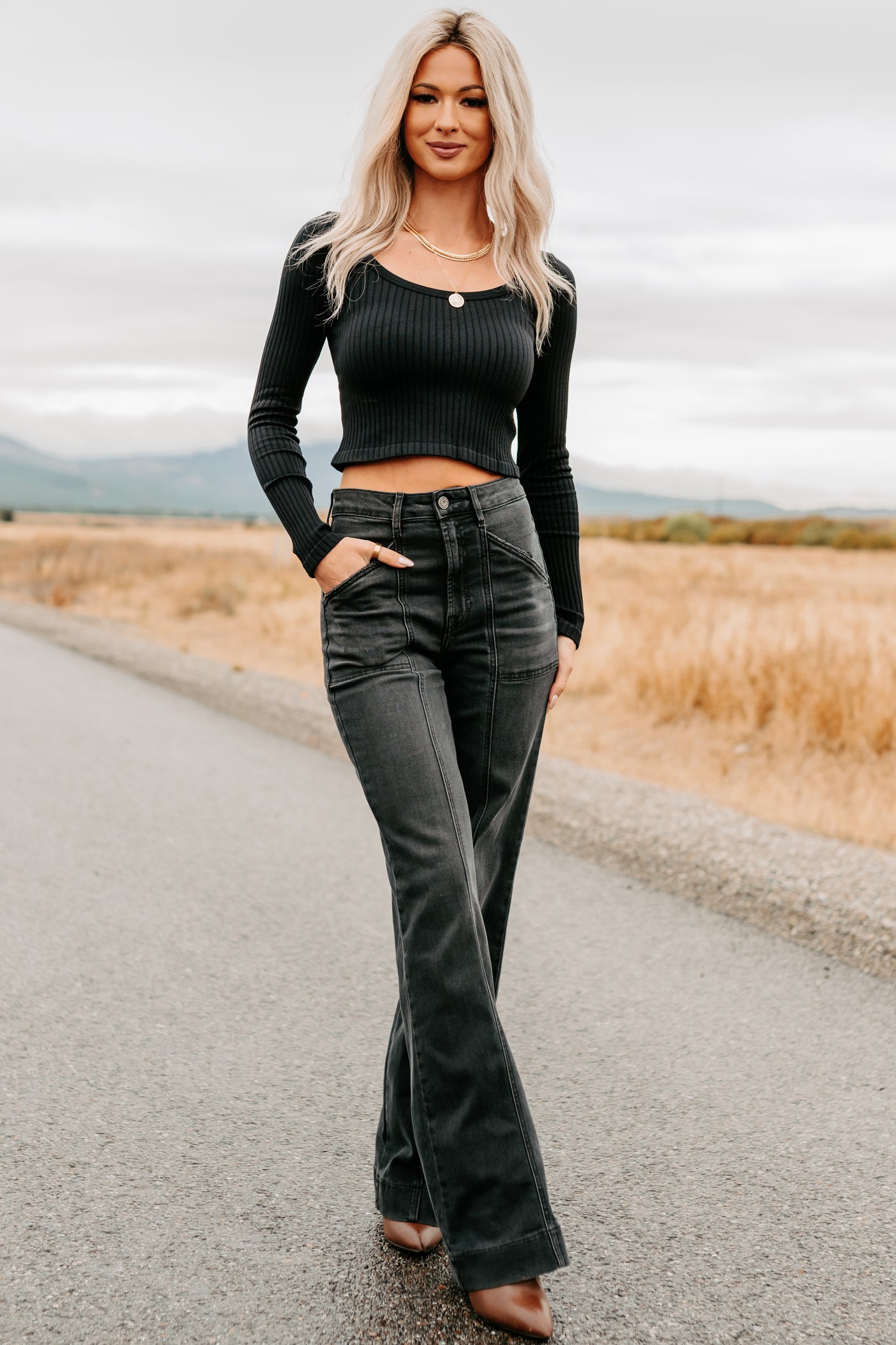 Evening Ease Scoop Neck Ribbed Crop Top (Black) - NanaMacs