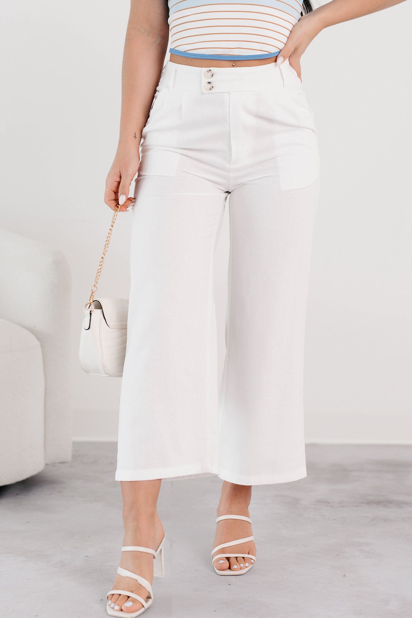 Put-together Poise Linen Cropped Pants (White) · NanaMacs
