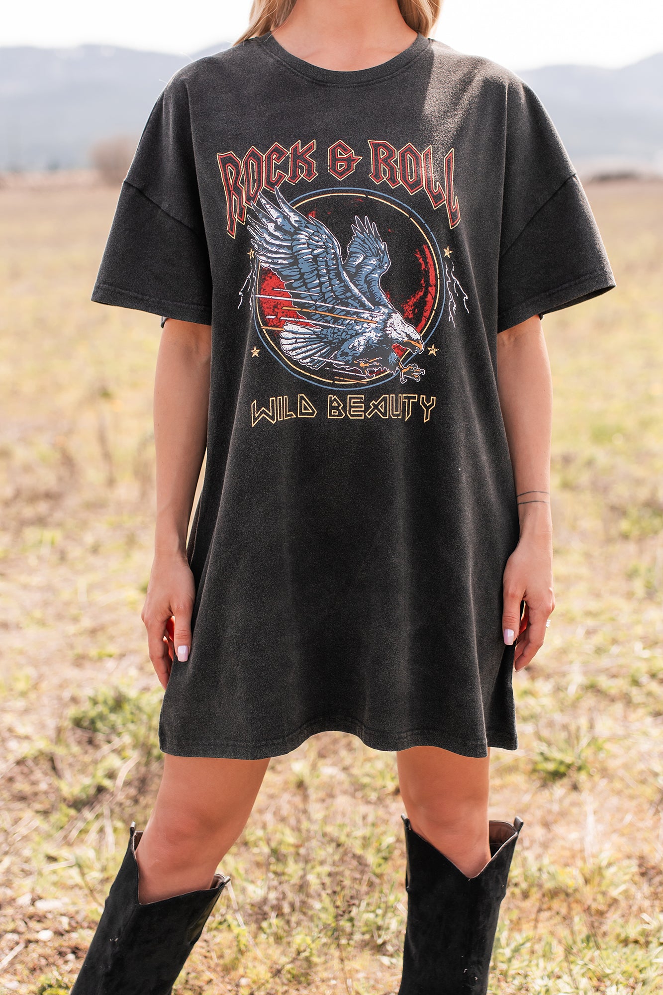 "Wild Beauty" Graphic T-Shirt Dress (Charcoal) - NanaMacs