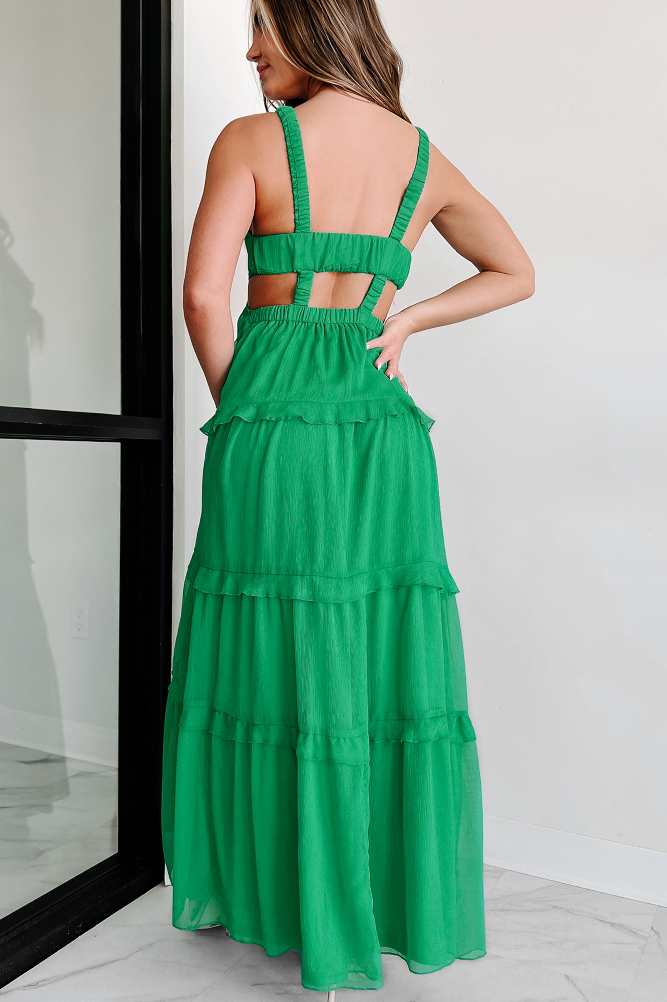 Head In The Clouds Tiered Maxi Dress (Kelly Green) · NanaMacs