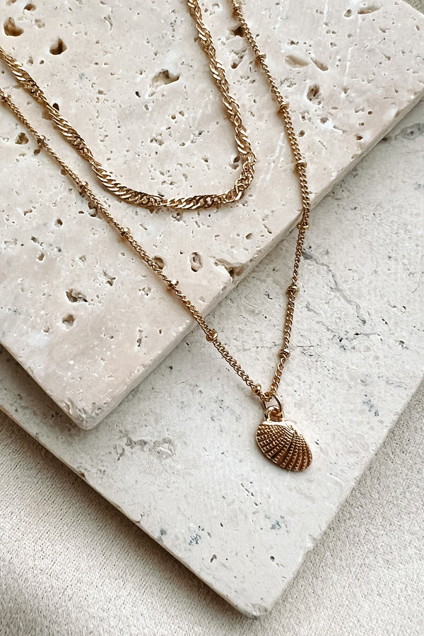 Sally Sells Layered Seashell Necklace (Gold) - NanaMacs