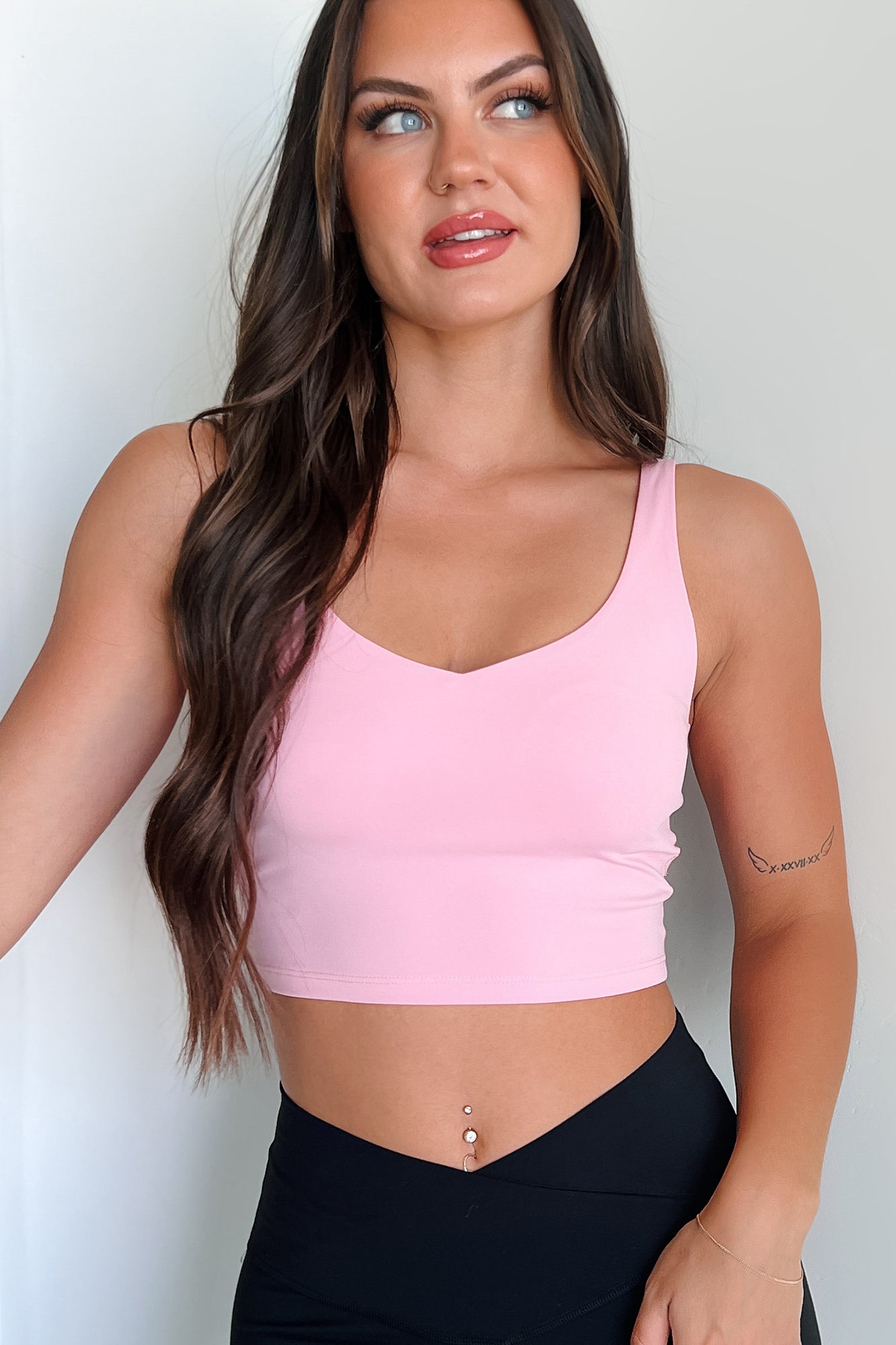 Andy V-Neck Padded Crop Tank (Light Pink) - NanaMacs