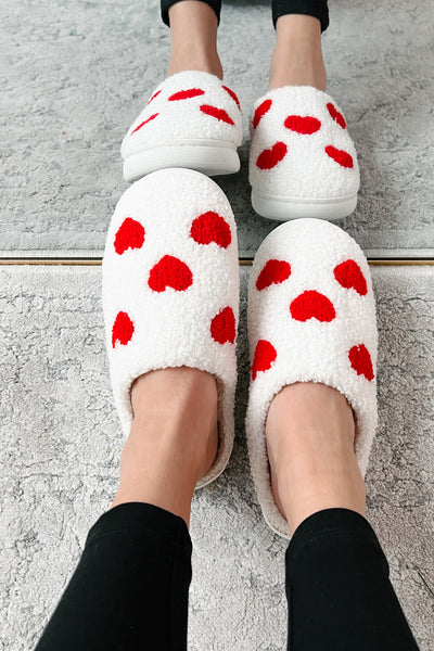 Dream Kind Of Love Fuzzy Heart Slippers (Ivory) - NanaMacs