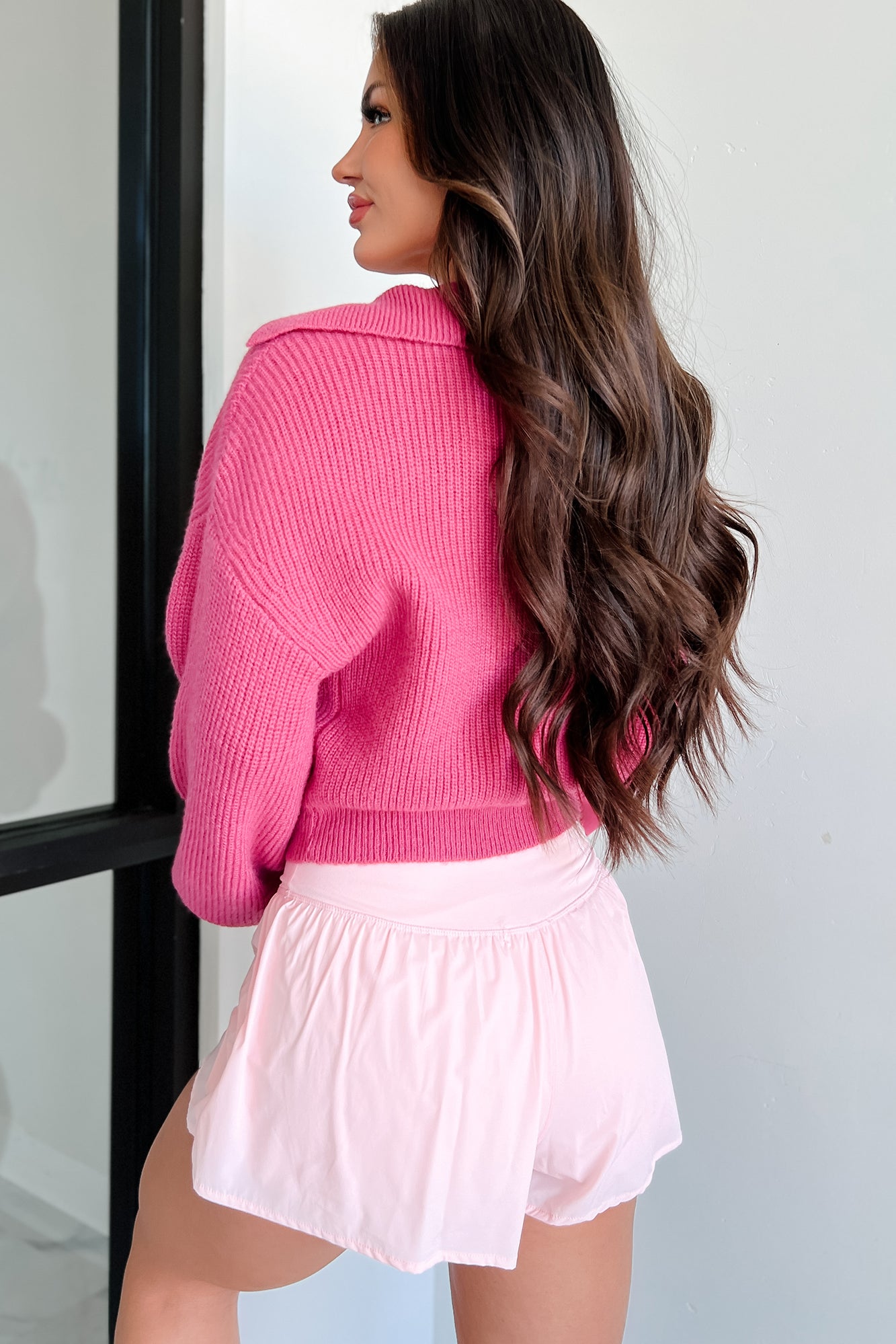 Fabulously Chic Cropped Balloon Sleeve Sweater (Magenta)