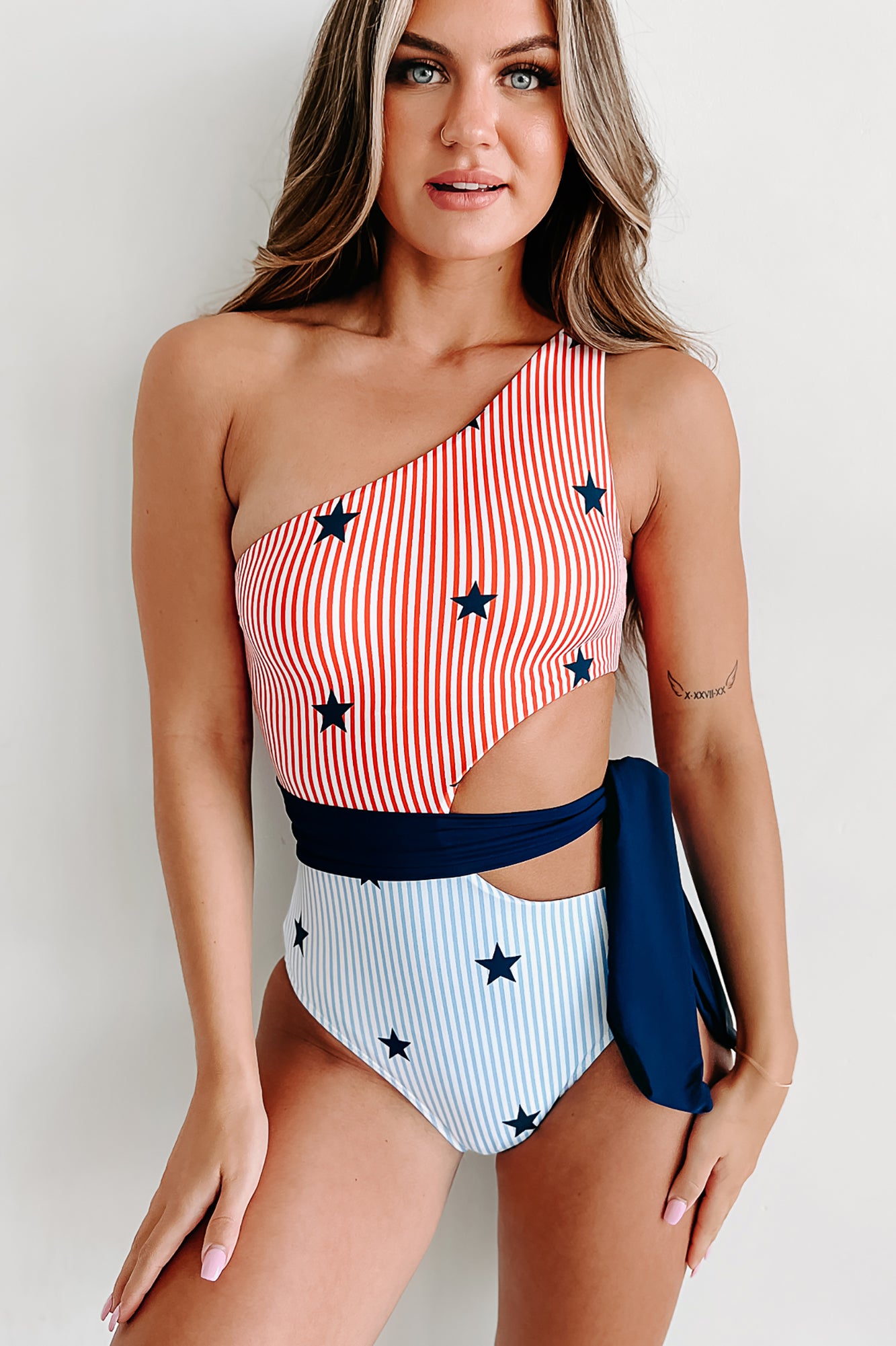 Liberty Moment One Shoulder Cut-Out Striped One Piece Swimsuit (Blue/Red Stripe) - NanaMacs