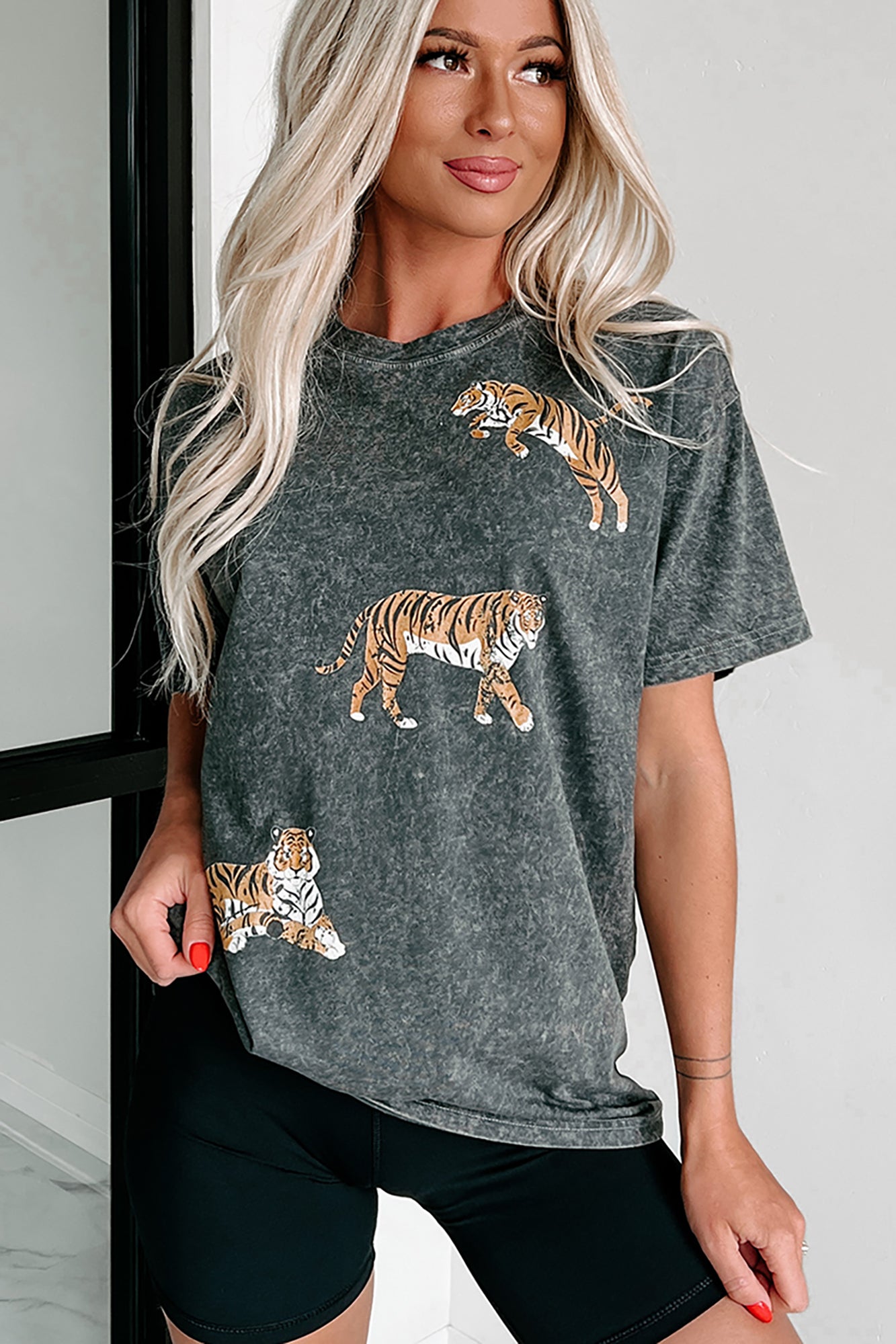 Law Of The Jungle Mineral Wash Tiger Graphic T-Shirt (Charcoal) - NanaMacs