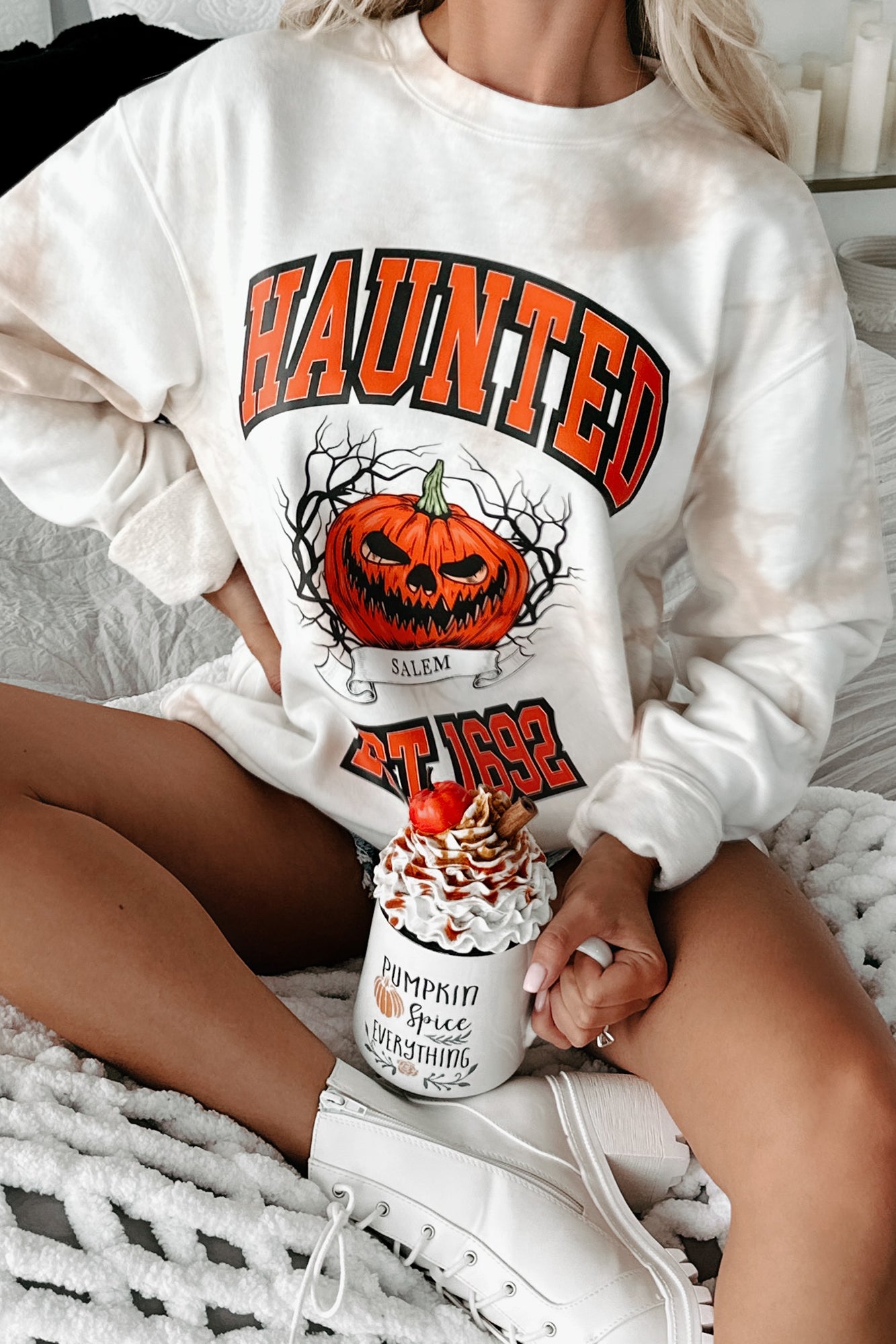 HAUNT GLITTER PULLOVER-