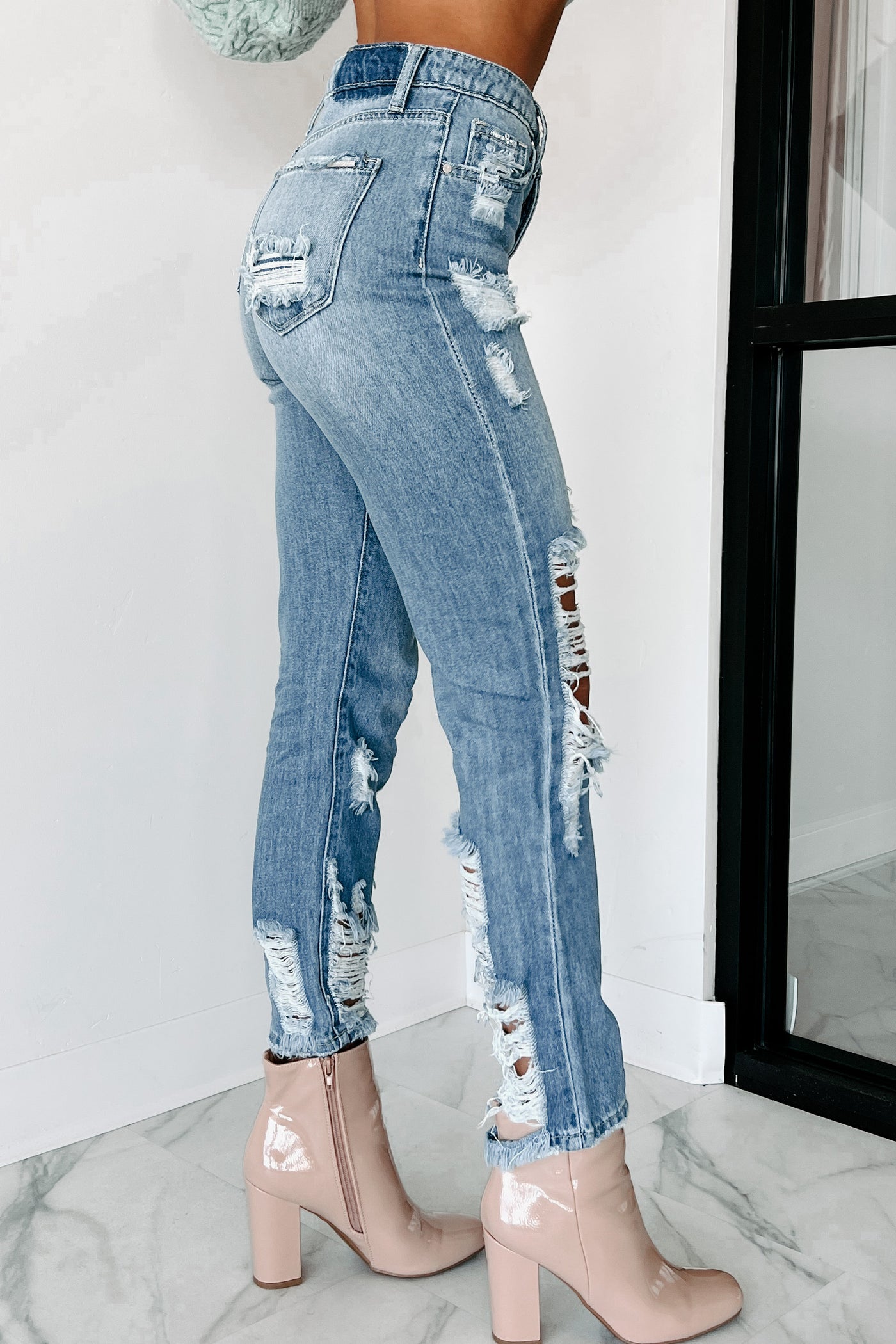 Llyod High Rise Destroyed Straight Leg Jeans (Medium) - NanaMacs