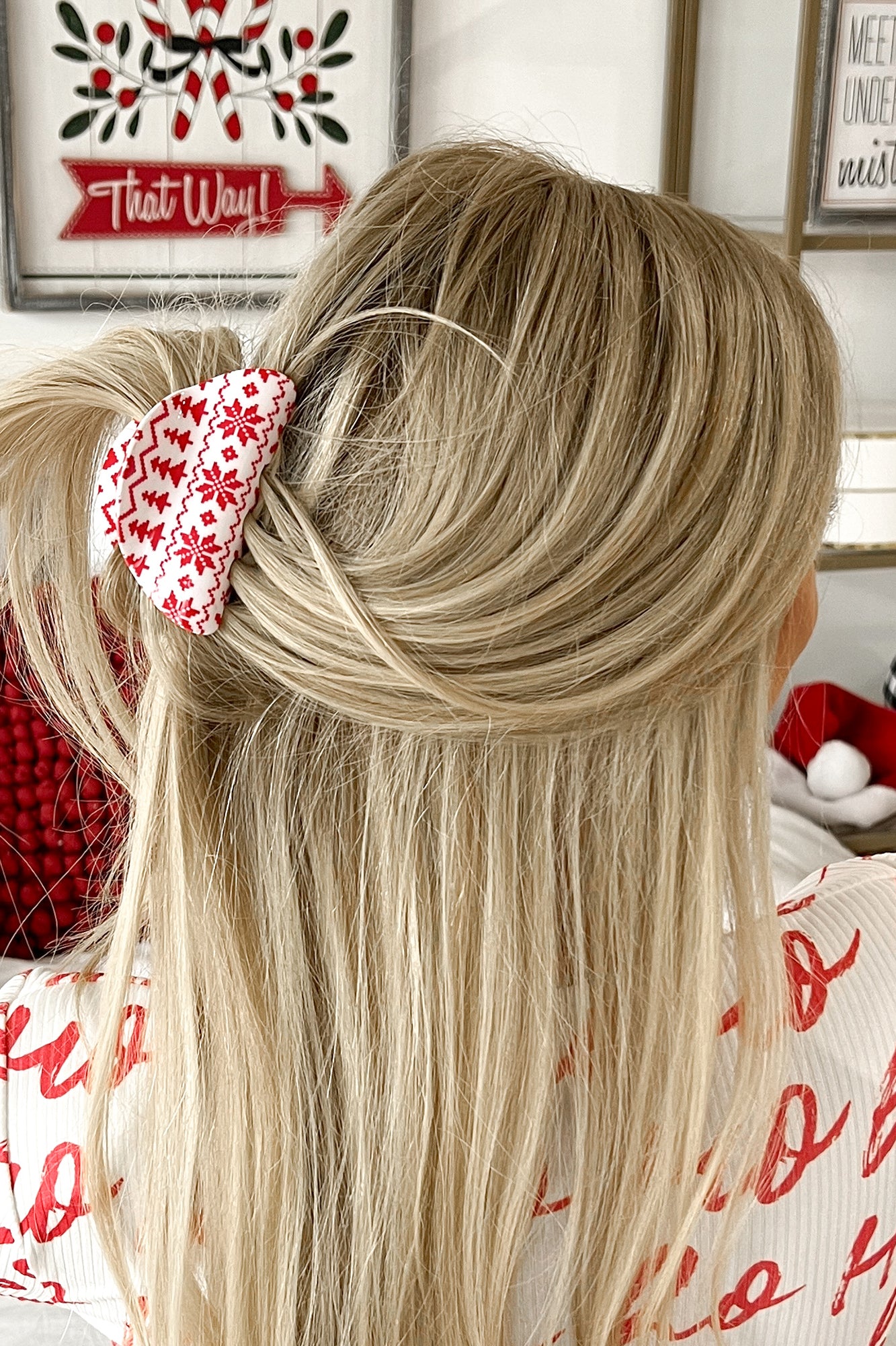 Make The Season Bright Holiday Theme Rounded Hair Clip (Red/White) - NanaMacs