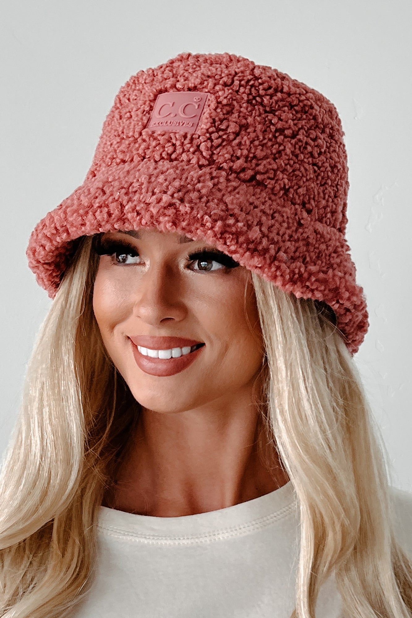 Women's Doorbuster Ahead of The Game C.C Adjustable Sherpa Bucket Hat in Pink Mauve