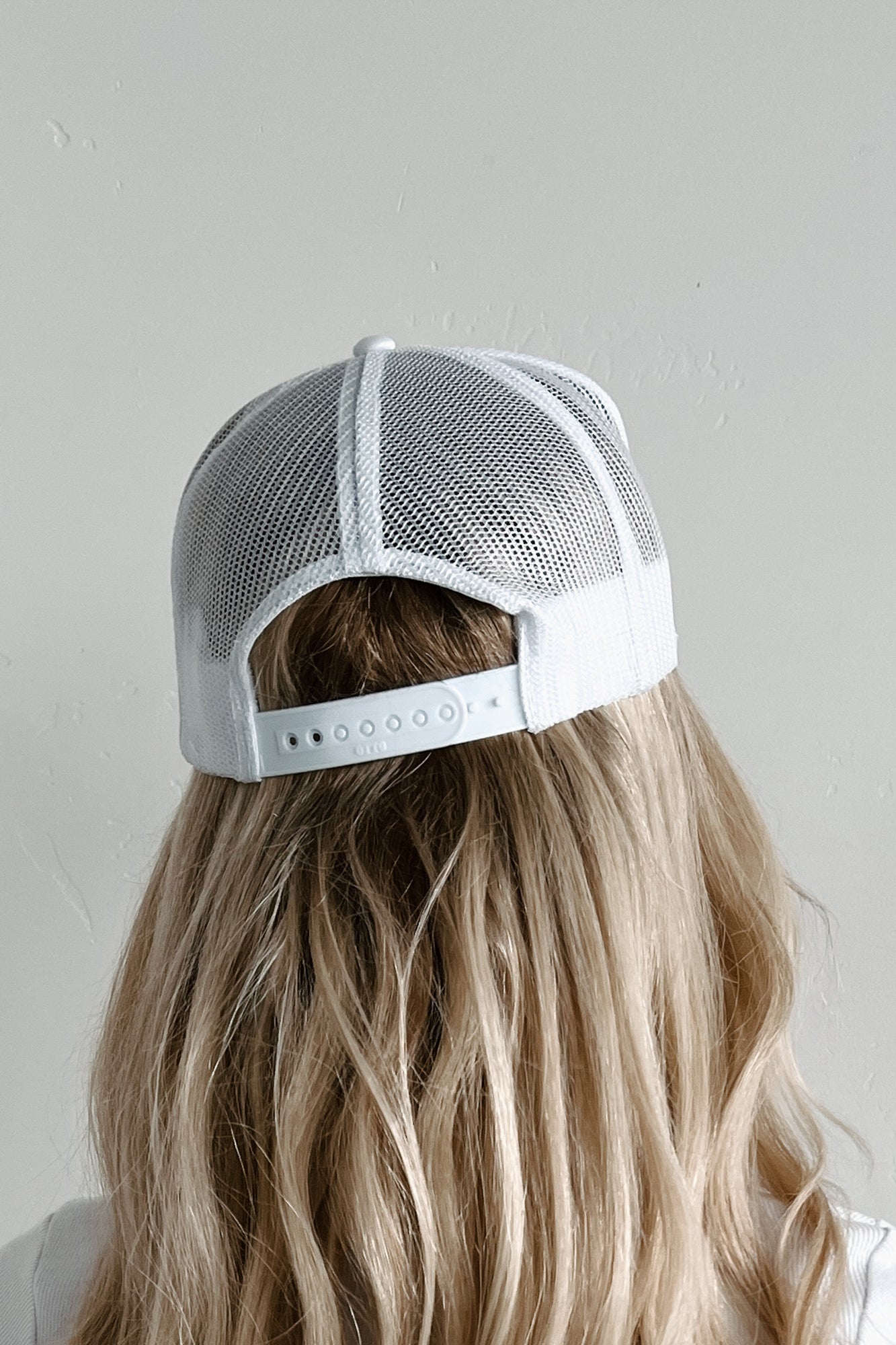 Cap-tivating Creations Bow Embroidered Trucker Hat (White) - NanaMacs