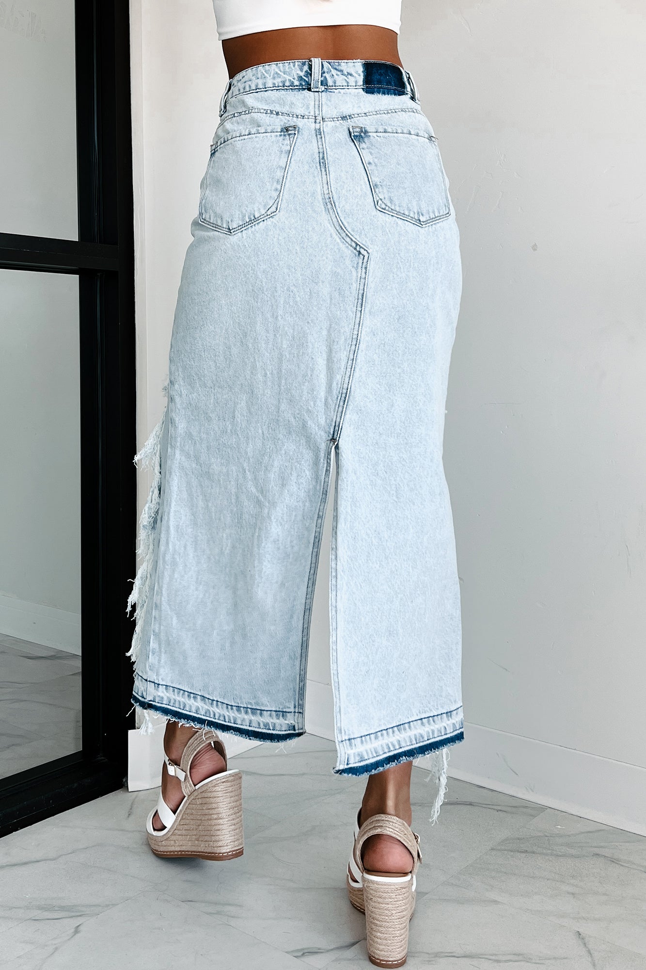 Style these 7 denim maxi skirts like your favourite Gen-Zs