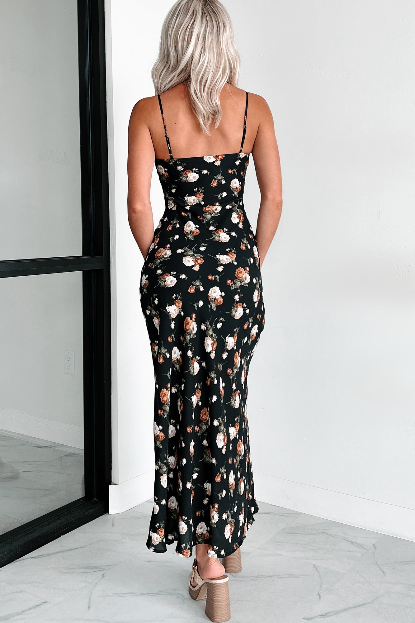 Nobody Does It Better Floral Maxi Dress (Black Multi) - NanaMacs