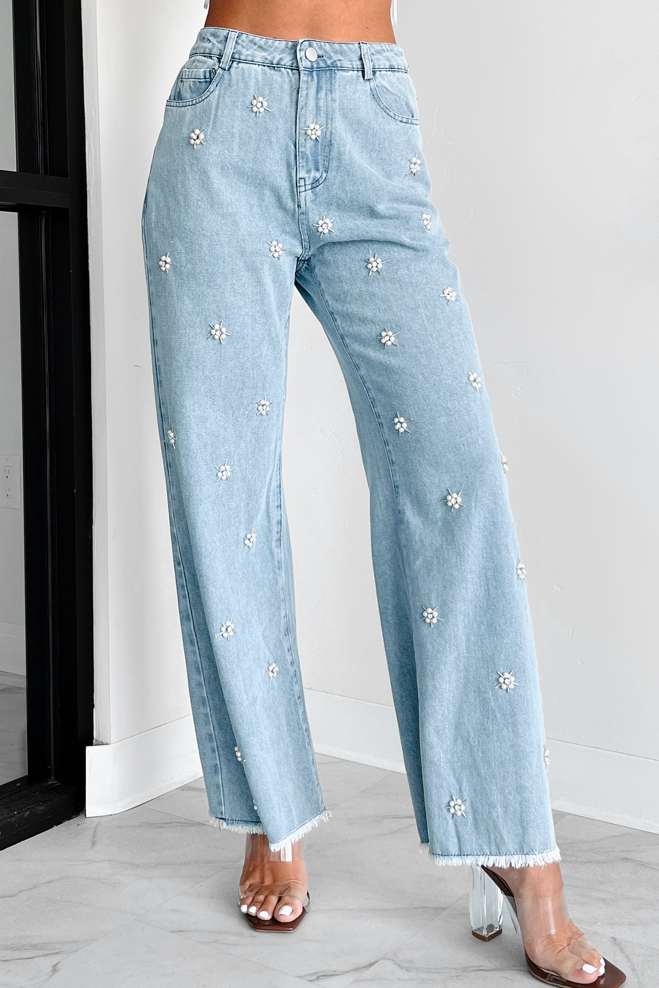 Noteworthy Style Pearl Flower Jeans (Light Denim) - NanaMacs