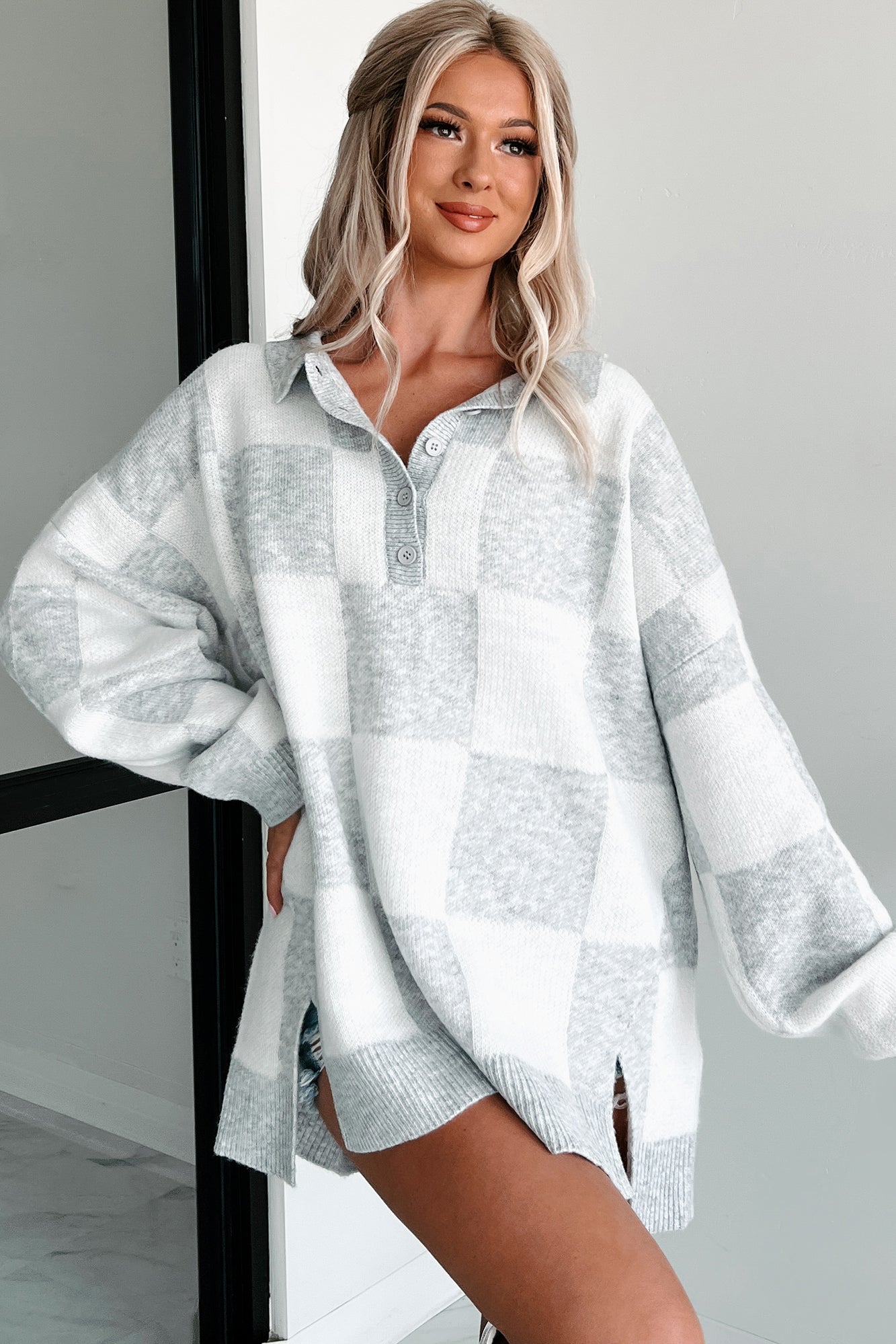 Casual Chats Oversized Checkered Sweater (Heather Grey/White) - NanaMacs