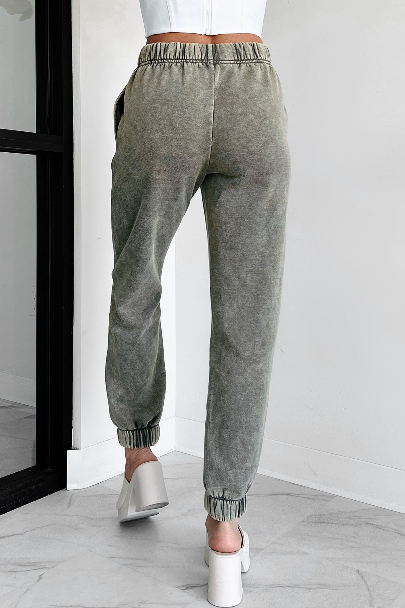 Finnegan Zenana Acid Wash Jogger Sweatpants (Dark Olive) - NanaMacs