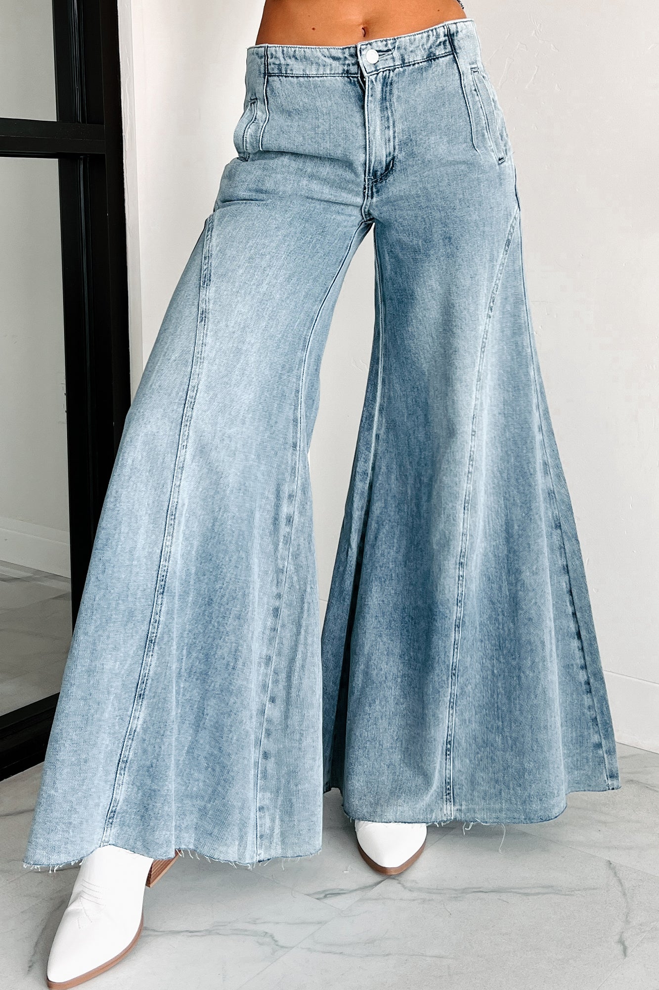 Yuma Mid Rise Wide Flare Jeans (Medium Denim) - NanaMacs