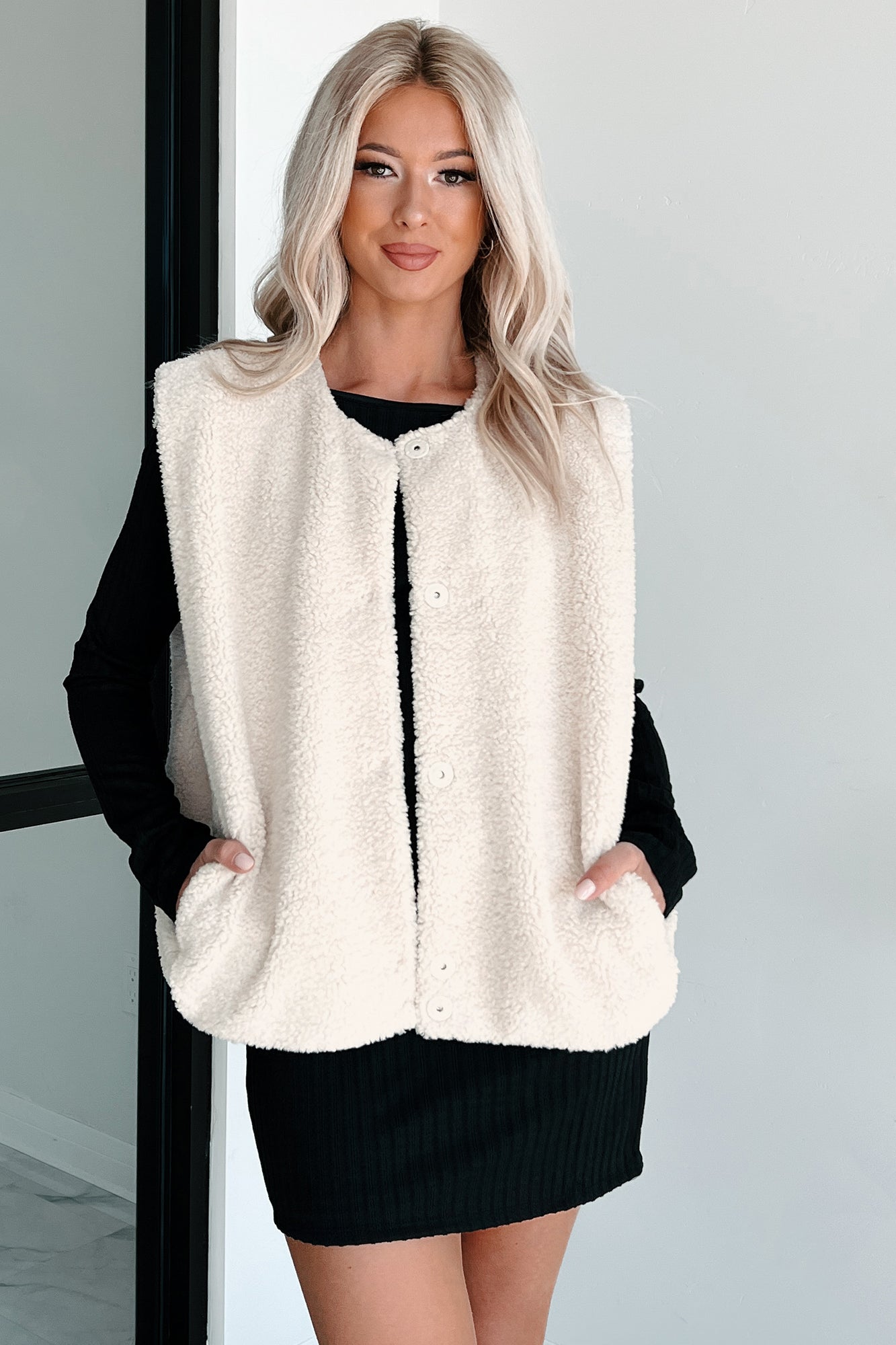 Took A Chance Oversized Sherpa Vest (Cream) · NanaMacs