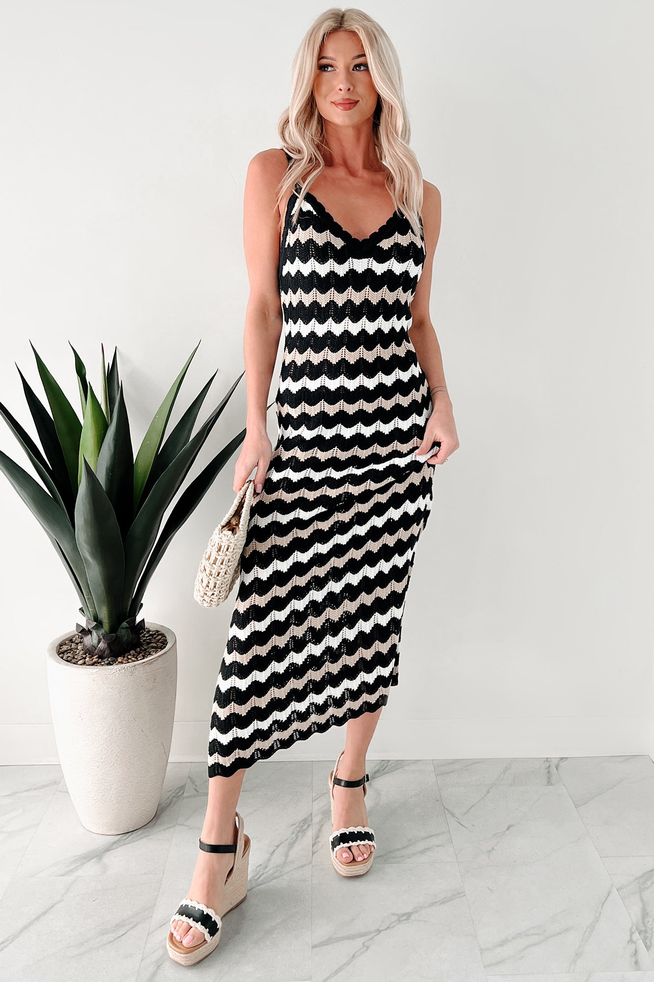 Women's Simply Striped Sweater Knit Maxi Dress in Black Combo - Size XL Women's Simply Striped Sweater Knit Maxi Dress in Black Combo - Size XL