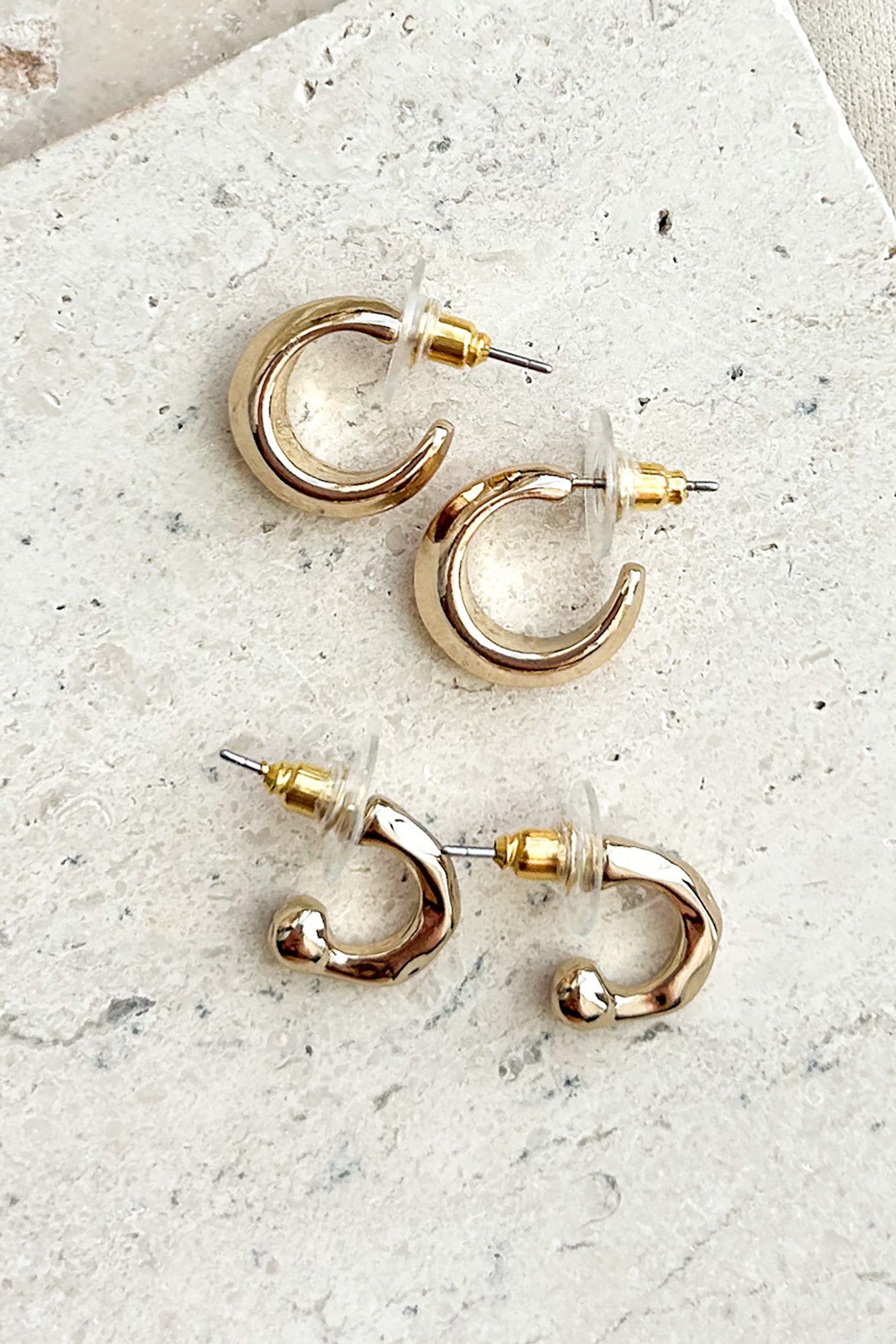 Newsworthy Style Mini Hoop Earring Set (Gold) - NanaMacs