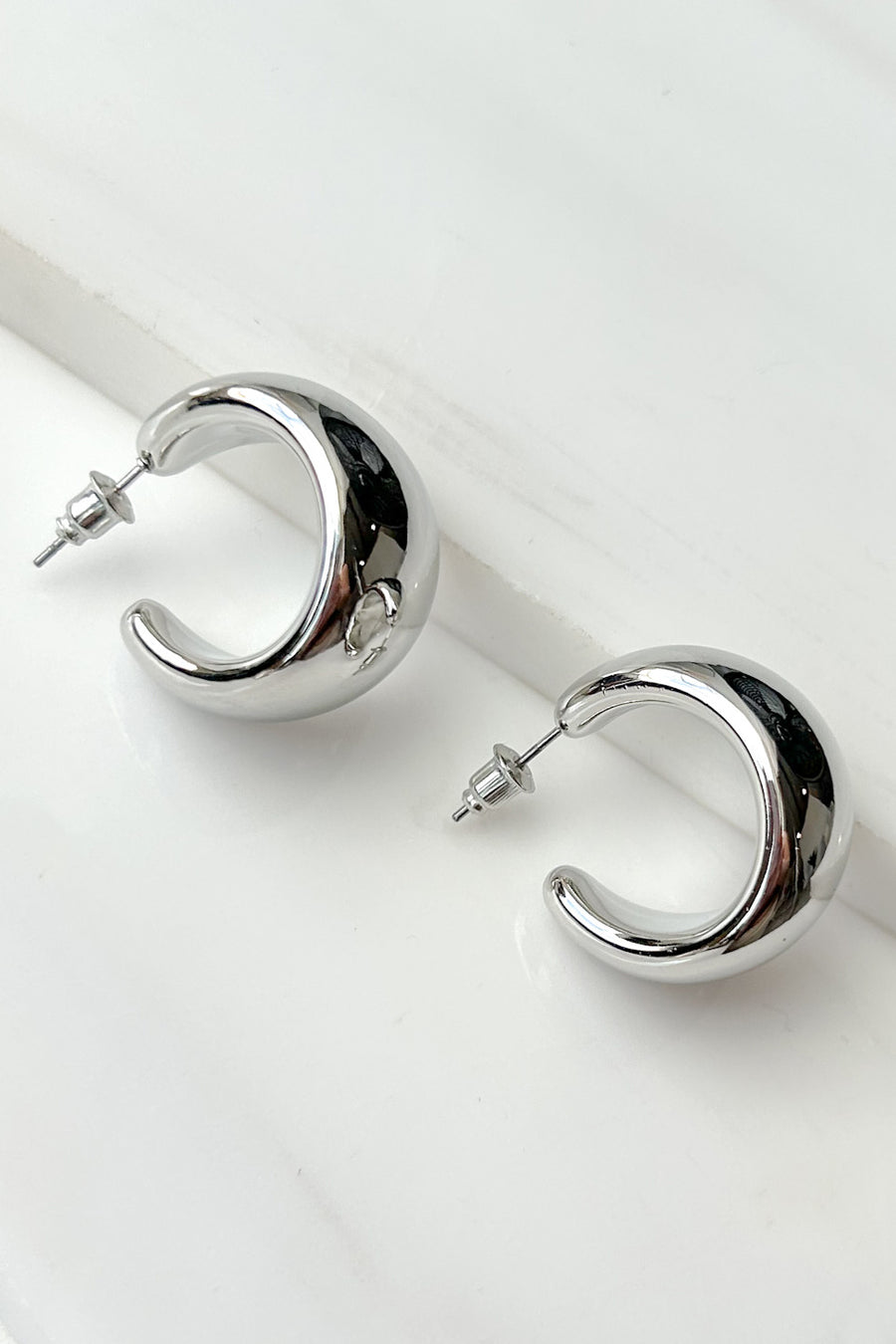 House Of Shine Chunky Hoop Earring (Silver) - NanaMacs