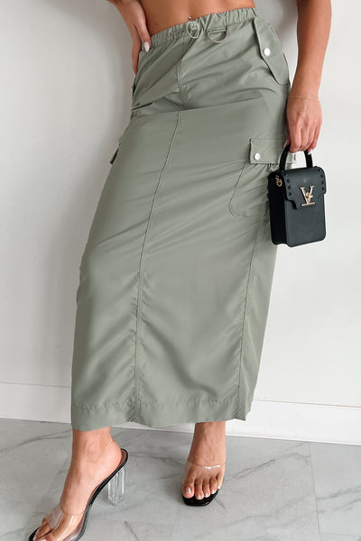 Chasing A Moment Cargo Midi Skirt (Khaki Green) - NanaMacs