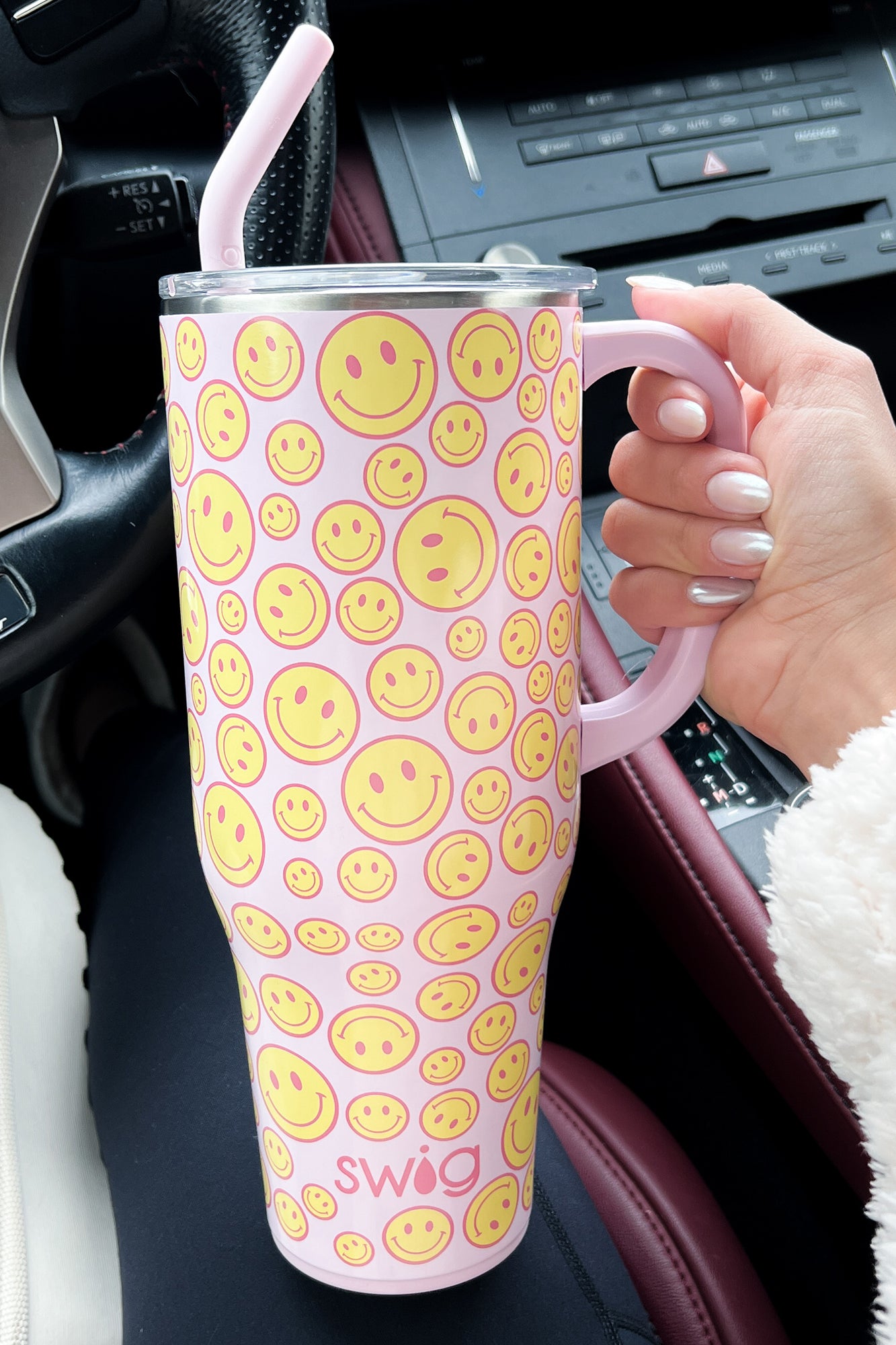 SWIG - Smiley Face Mega Mug 40oz