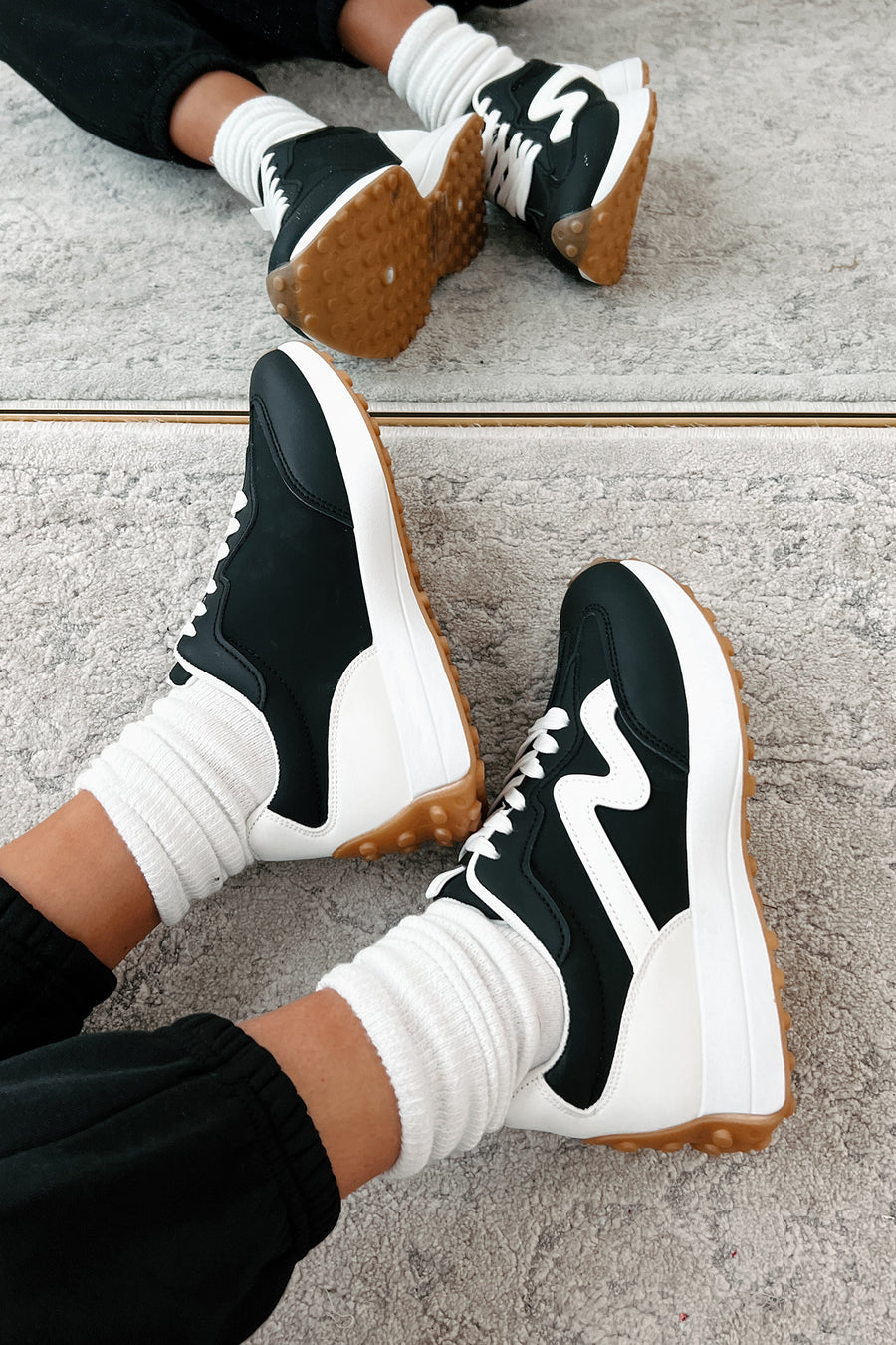 Cole Lace-Up Sneaker (Black/White) - NanaMacs