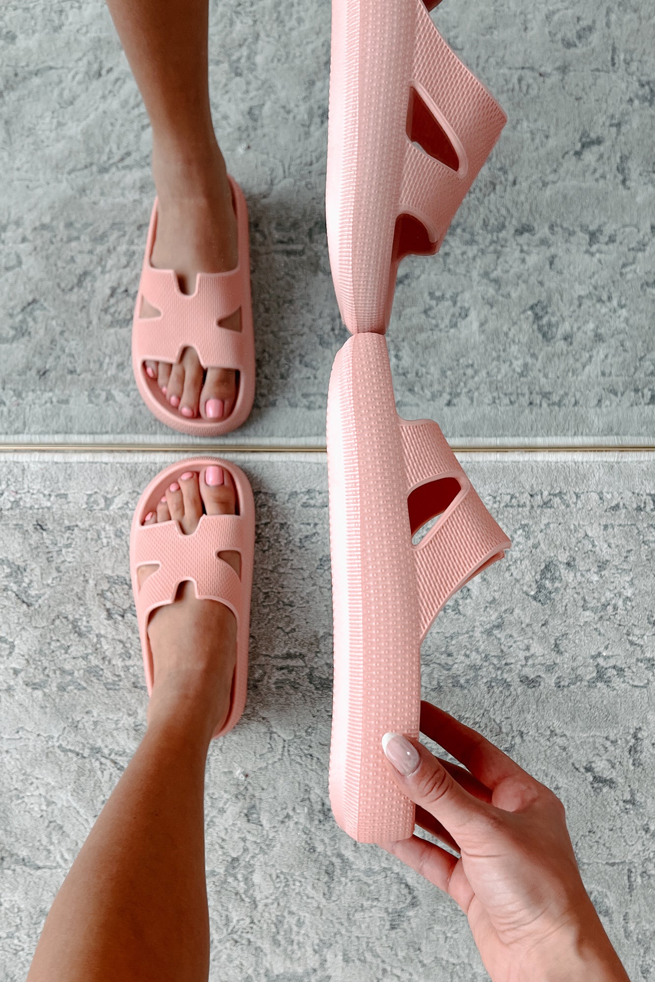 Summer State Of Mind Textured Slide Sandals (Light Pink) - NanaMacs